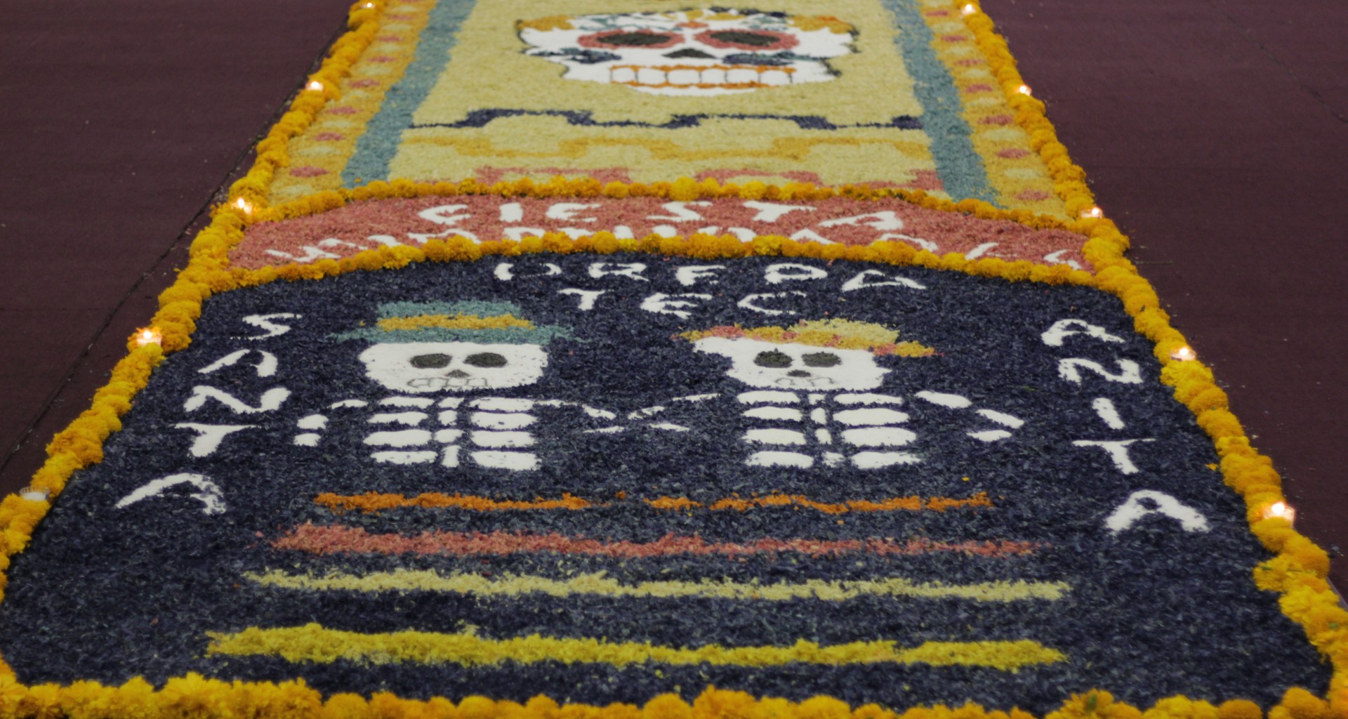 Con coloridos altares, tumbas y catrinas celebró PrepaTec Santa Anita su tradicional Fiesta de Humanidades, en la que los asistentes disfrutaron de una gran velada.