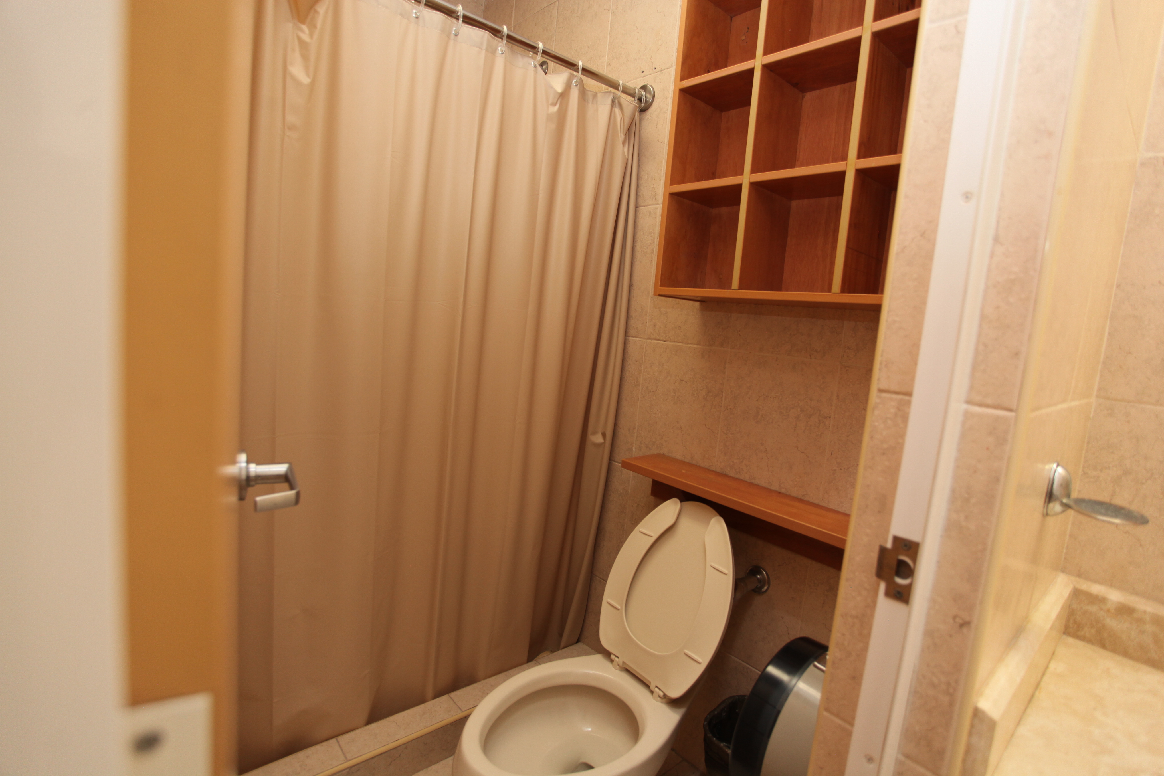 Baño Residencias III