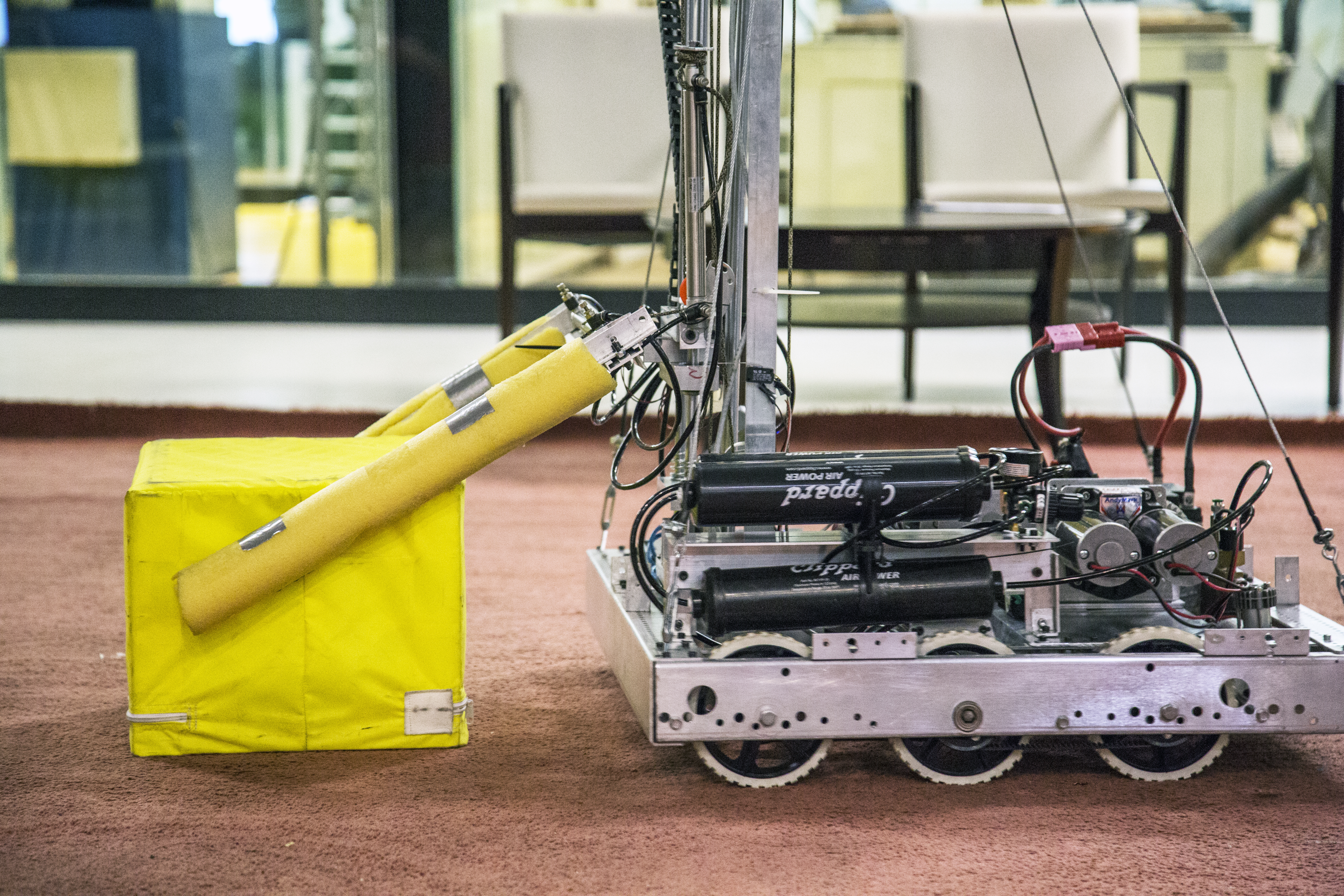 El robot creado por alumnos de PrepaTec