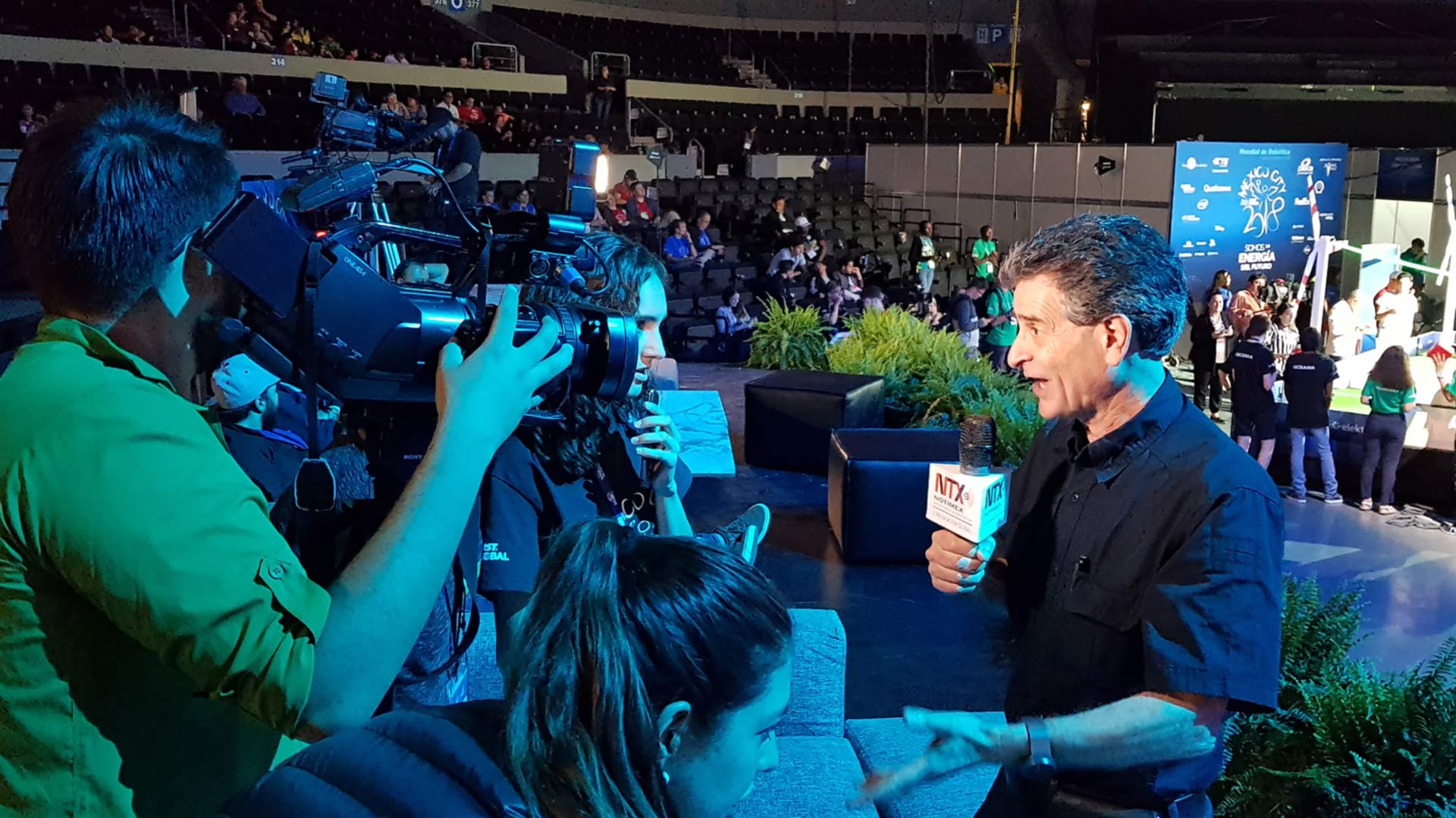 Dean Kamen siendo entrevistado.