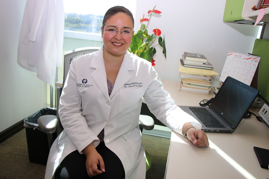 La destacada científica imparte las clases de Ingeniería Genética y Biología Molecular dentro del Campus Guadalajara.