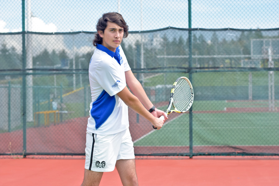 Gustavo Alain ha jugado en el equipo de tenis del campus Morelia