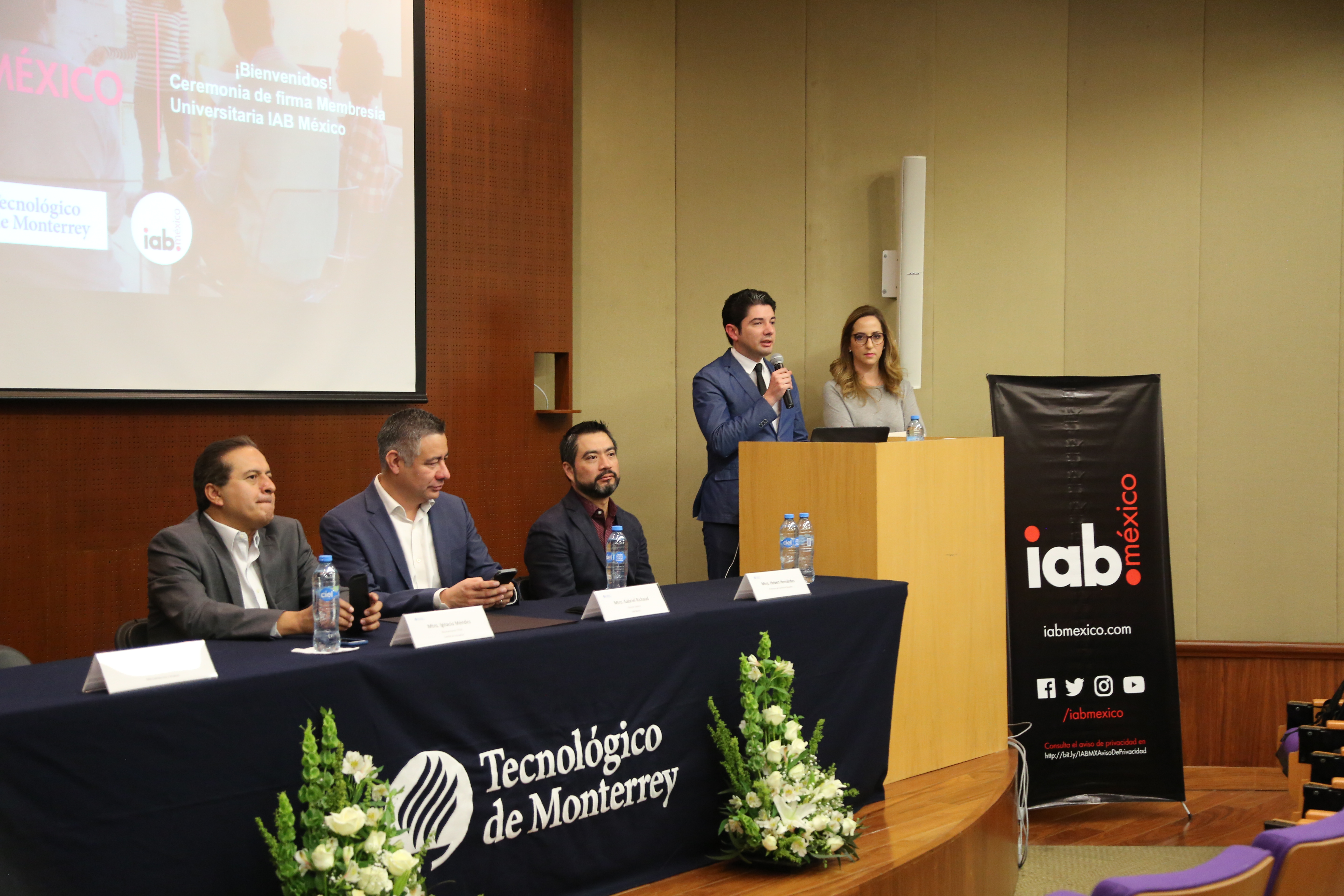 Autoridades de IAB y Tec de Monterrey