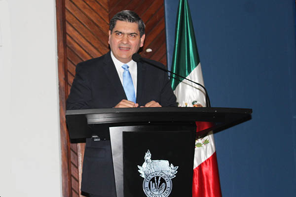 Dr. David Garza, rector del Tecnológico de Monterrey