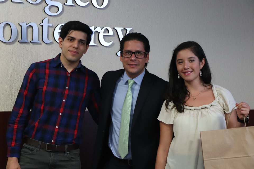 Alumnos del Tecnológico de Monterrey campus Toluca obtuvieron el 1er, 2do y 3er lugar en un Concurso Universitario de campañas digitales organizado por Ferring Pharmaceuticals®, para dar a conocer programa que busca preservar fertilidad en mujeres.