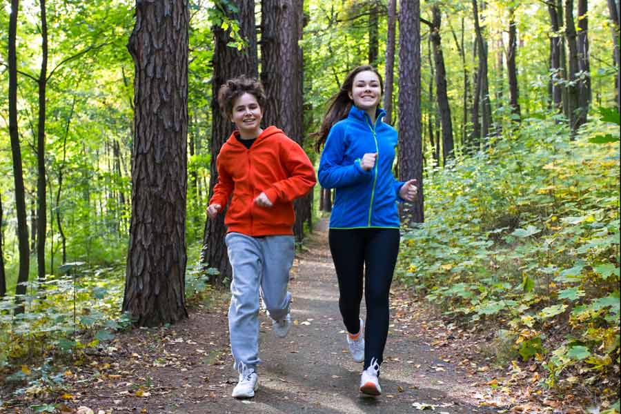 Salir a correr es una actividad física aeróbica.