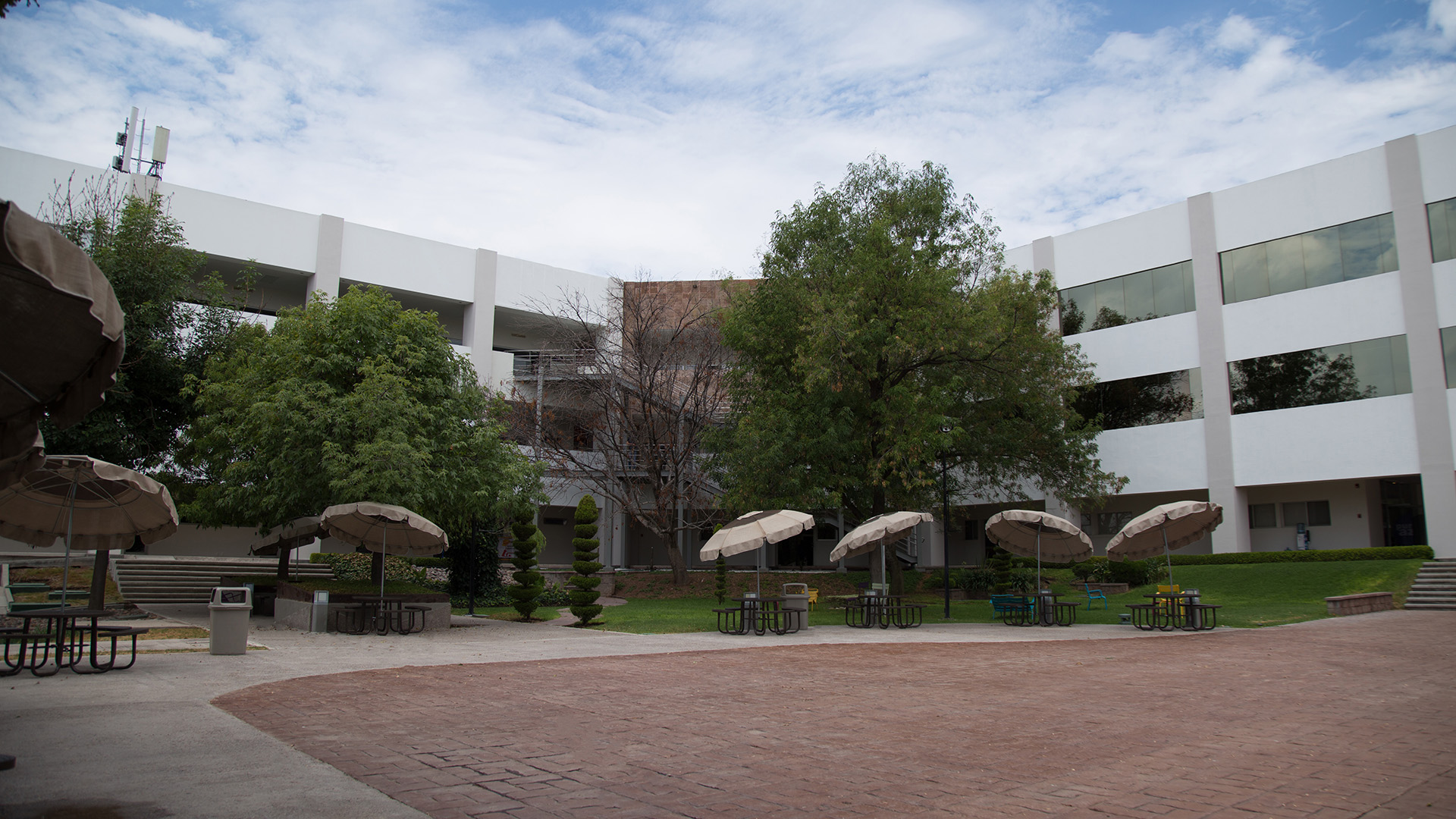 Campus Aguascalientes Pasillos