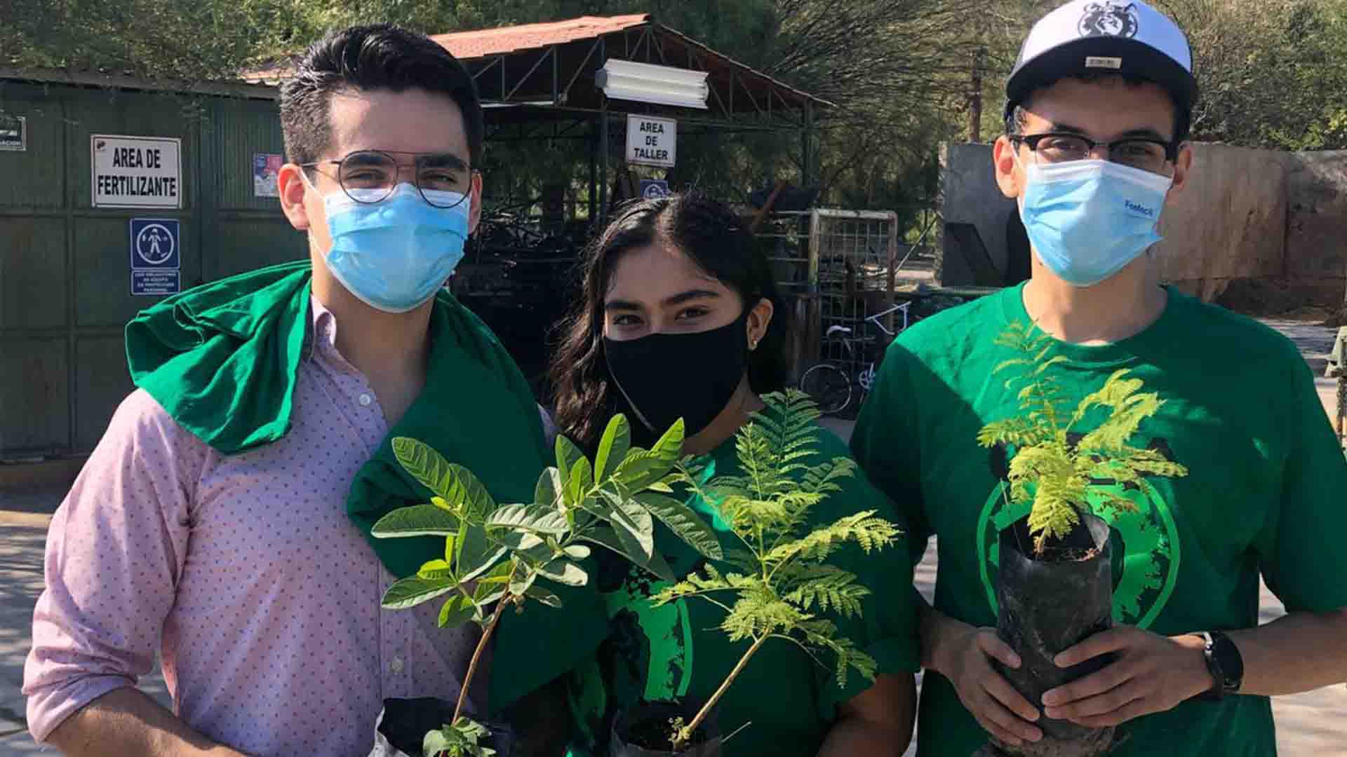 Estudiantes del Tec de Monterrey en Laguna participaron en campaña de reforestación