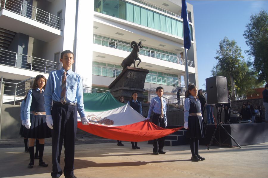 Aniversario bandera de México en PrepaTec campus Irapuato
