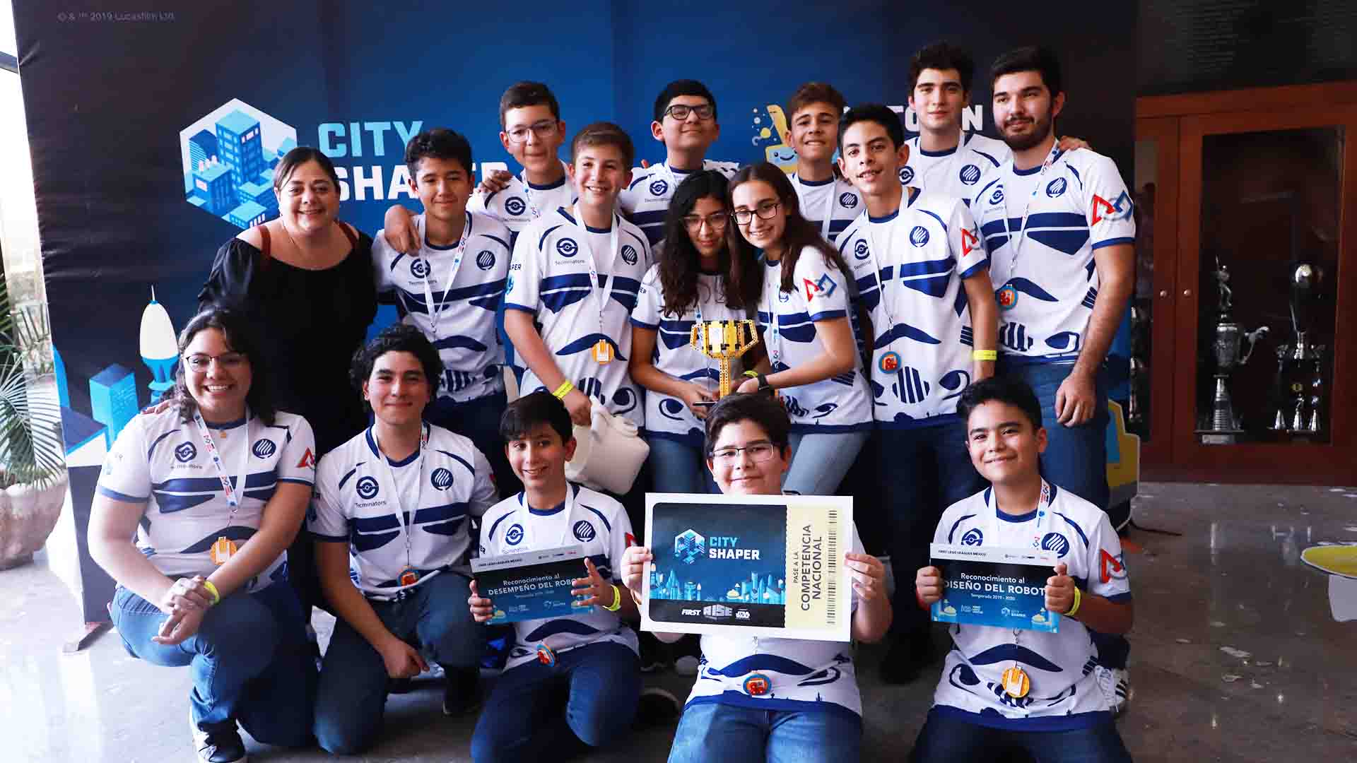TECMINATORS equipo de robótica de la Secundaria del Tecnológico de Monterrey campus Laguna
