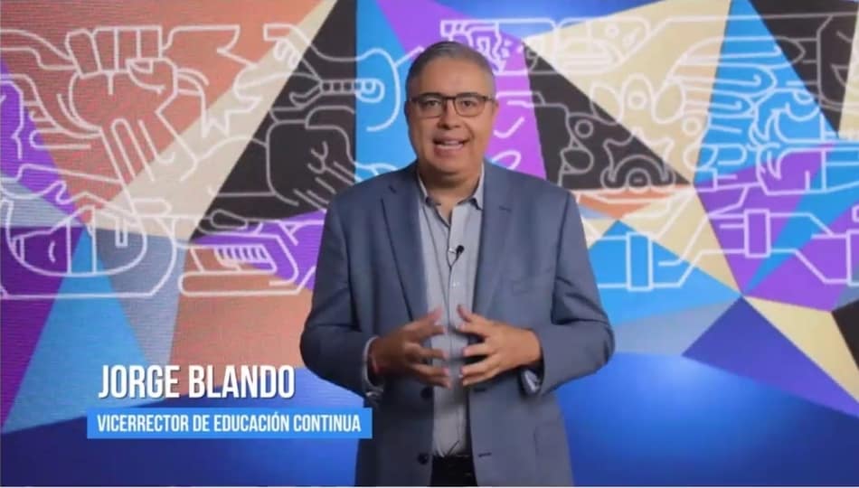 Jorge Blando, vicerrector de Educación Continua del Tecnológico de Monterrey, durante la graduación virtual del Diplomado en “Fashion Marketing”.