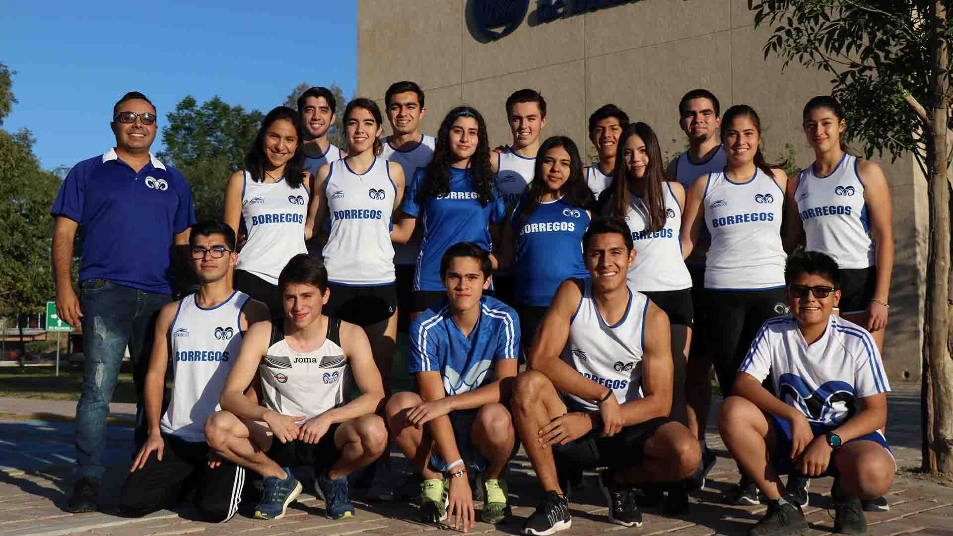 Consiguen Borregos Laguna pase a estatal de atletismo