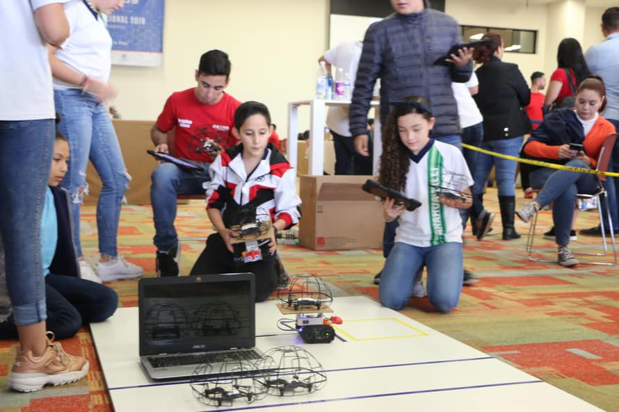 Expo Drones y Robots en el Tec campus Guadalajara