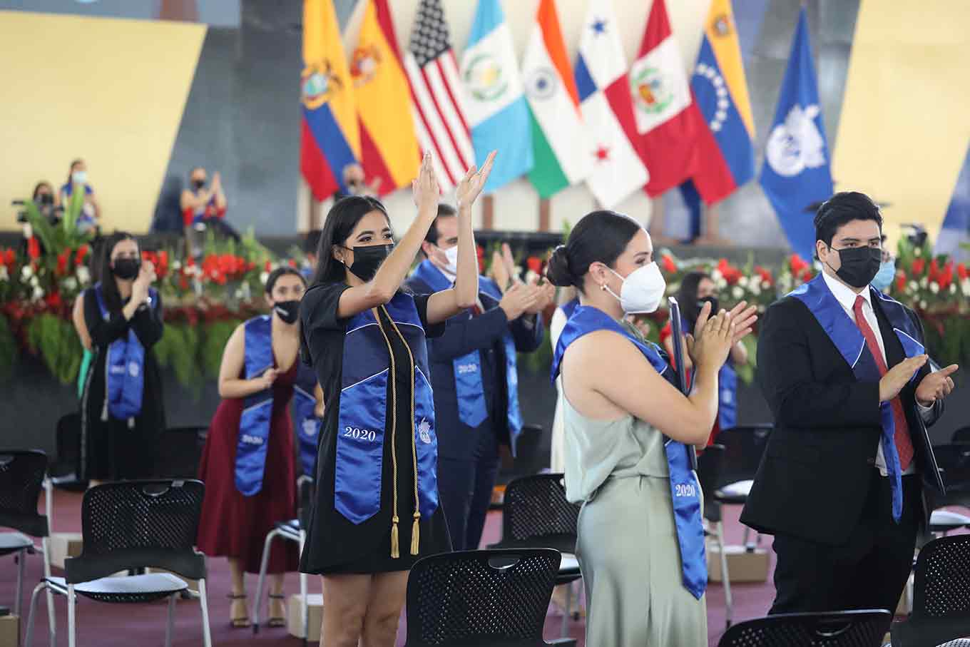 Viven graduación presencial en Tec, campus Guadalajara.