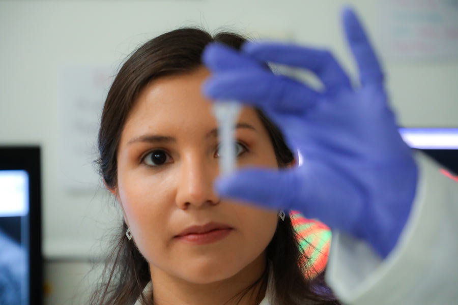 Johana Bolívar, alumna del doctorado en Biotecnología del campus Monterrey, ha sido distinguida por la Sociedad Interamericana de Biofabricación