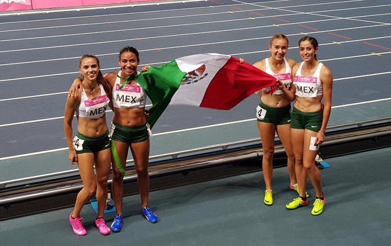 Medalla de plata 4x400 femenil en la Universiada de Taipei, con Paola Morán y Dania Aguillón en el equipo