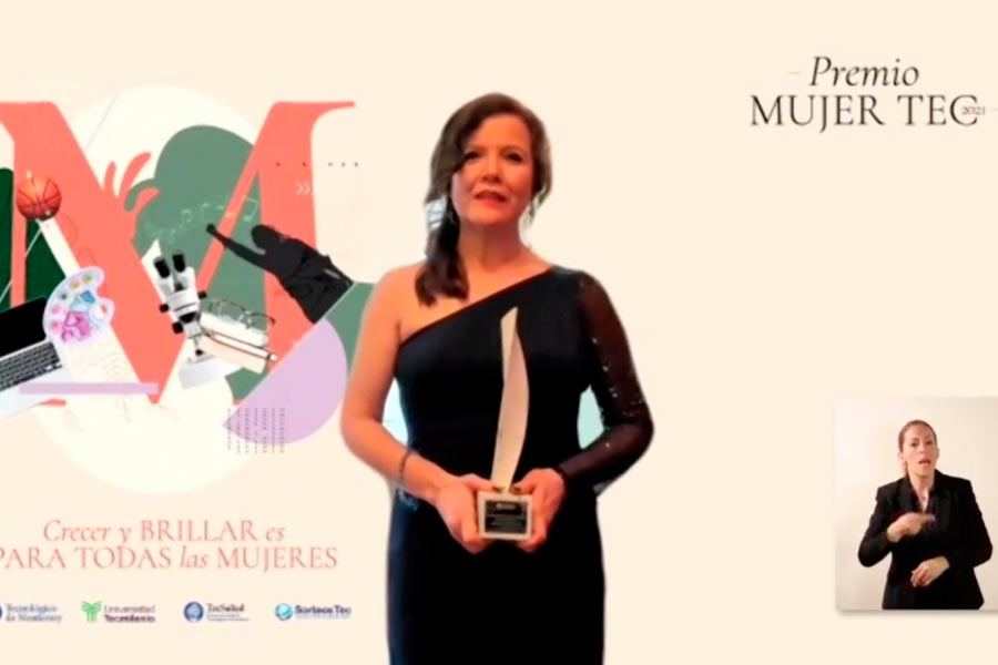Ivonne Navas fue reconocida con el Premio Mujer Tec 2021