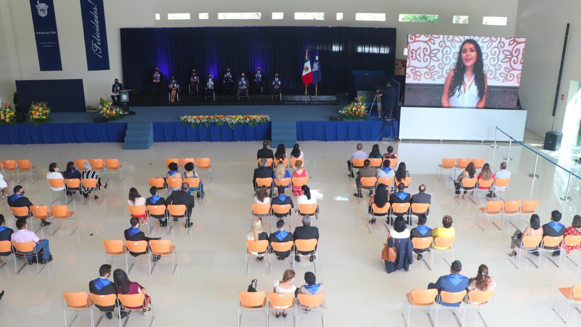Auditorio Cuernavaca, interior
