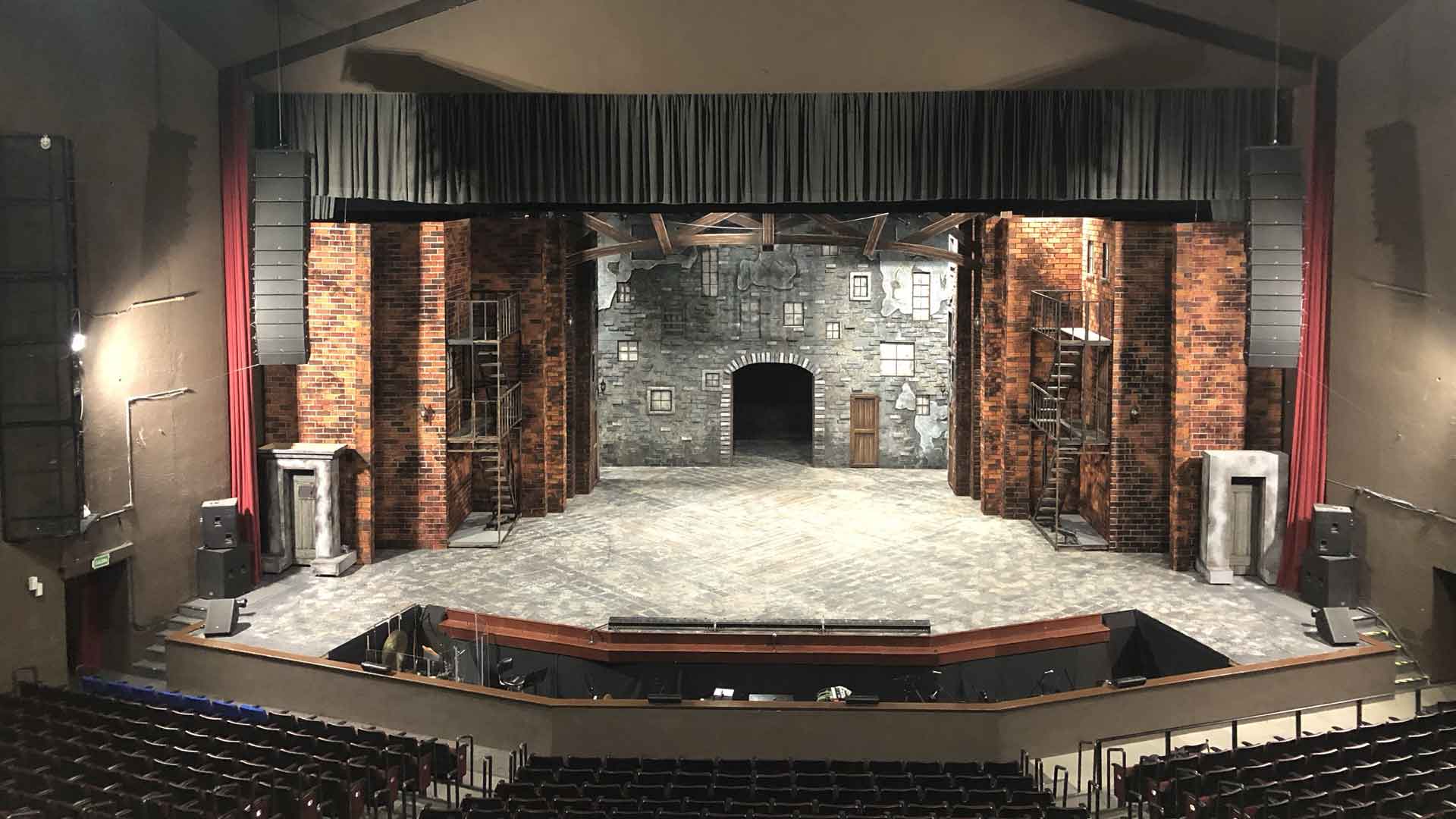 Escenario Luis Elizondo