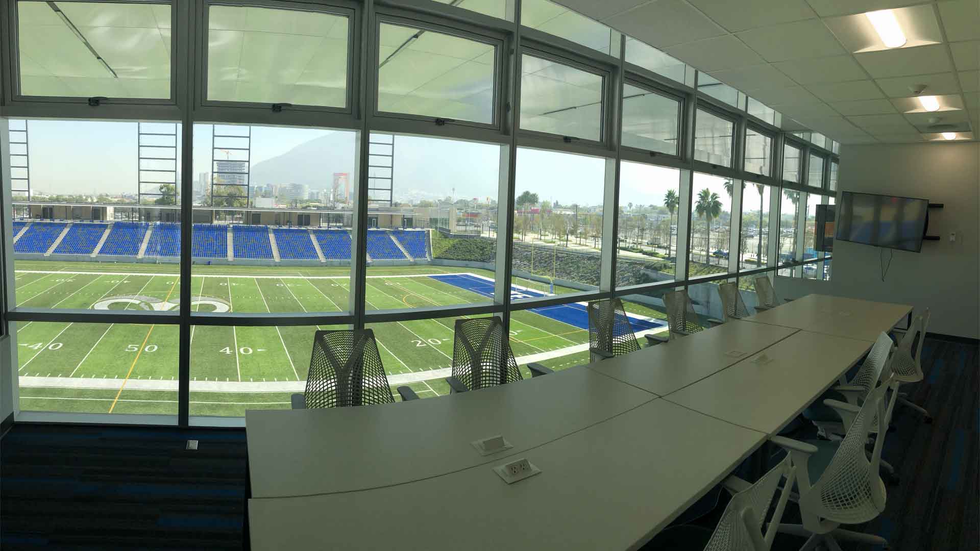Sala con vista al estadio