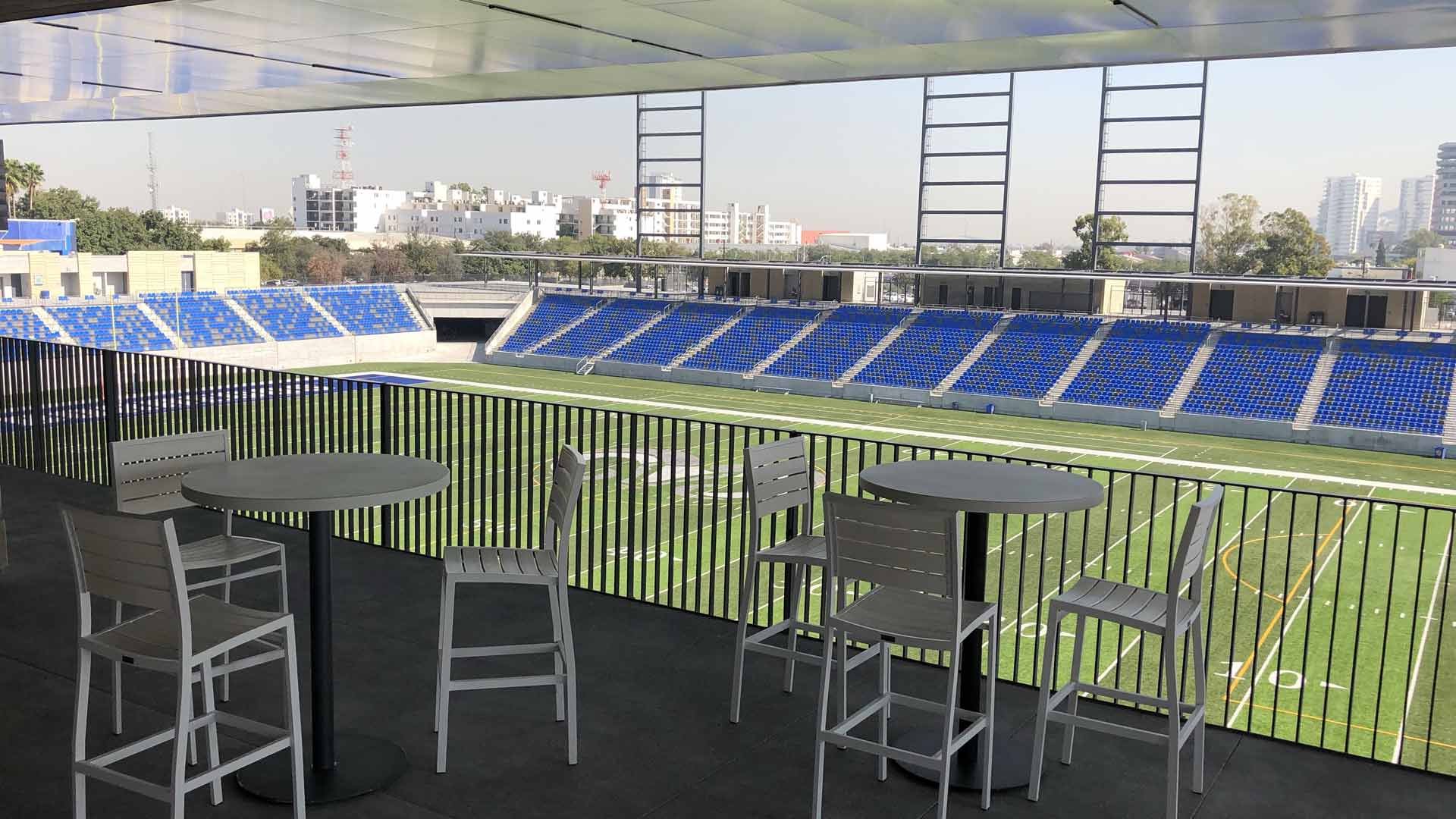 Terraza con vista al estadio