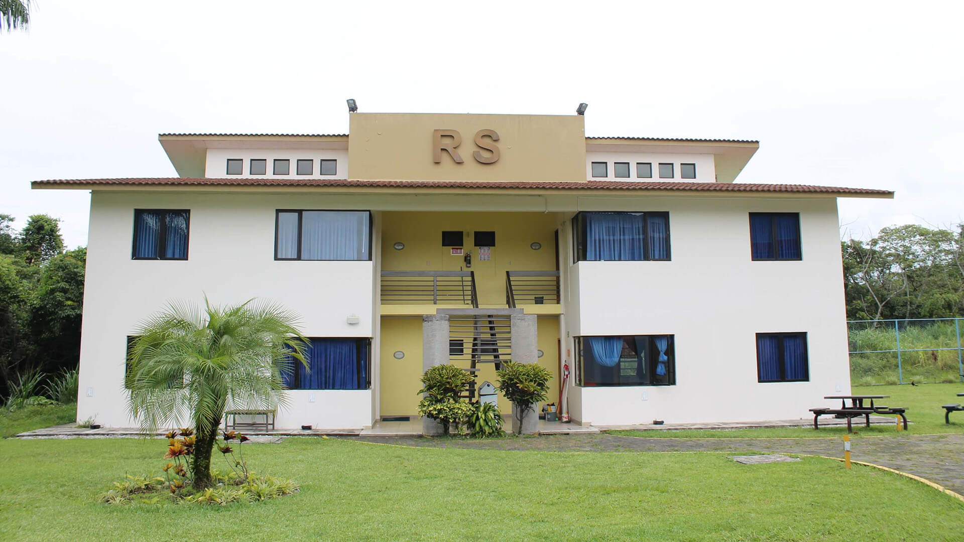 Fachada 2