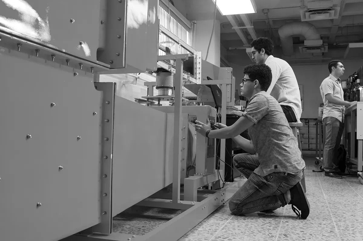 Alumnos de ingeniería física