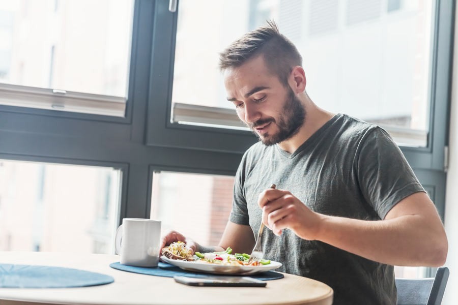 El platillo ideal debe tener alimentos de diferentes tipos.