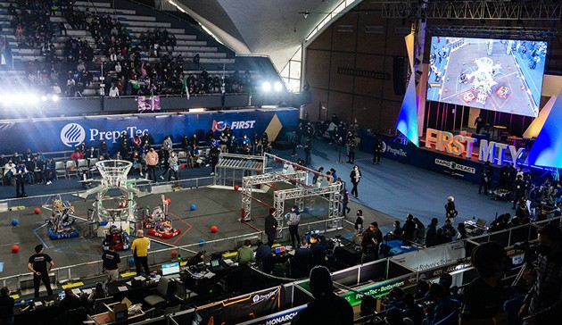 Estudiantes de la PrepaTec Cuernavaca ganan torneo regional de robótica en FIRST con Lebotics