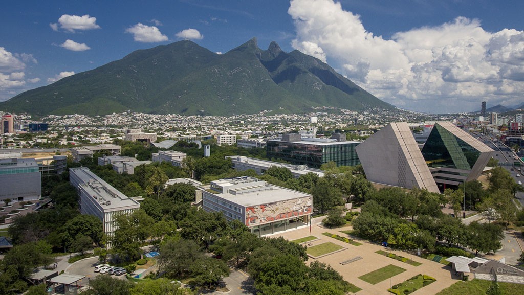 Tec de Monterrey, fachada de la universidad