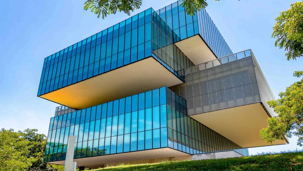 Universidad Tec en Sinaloa. Edificio PEIS.