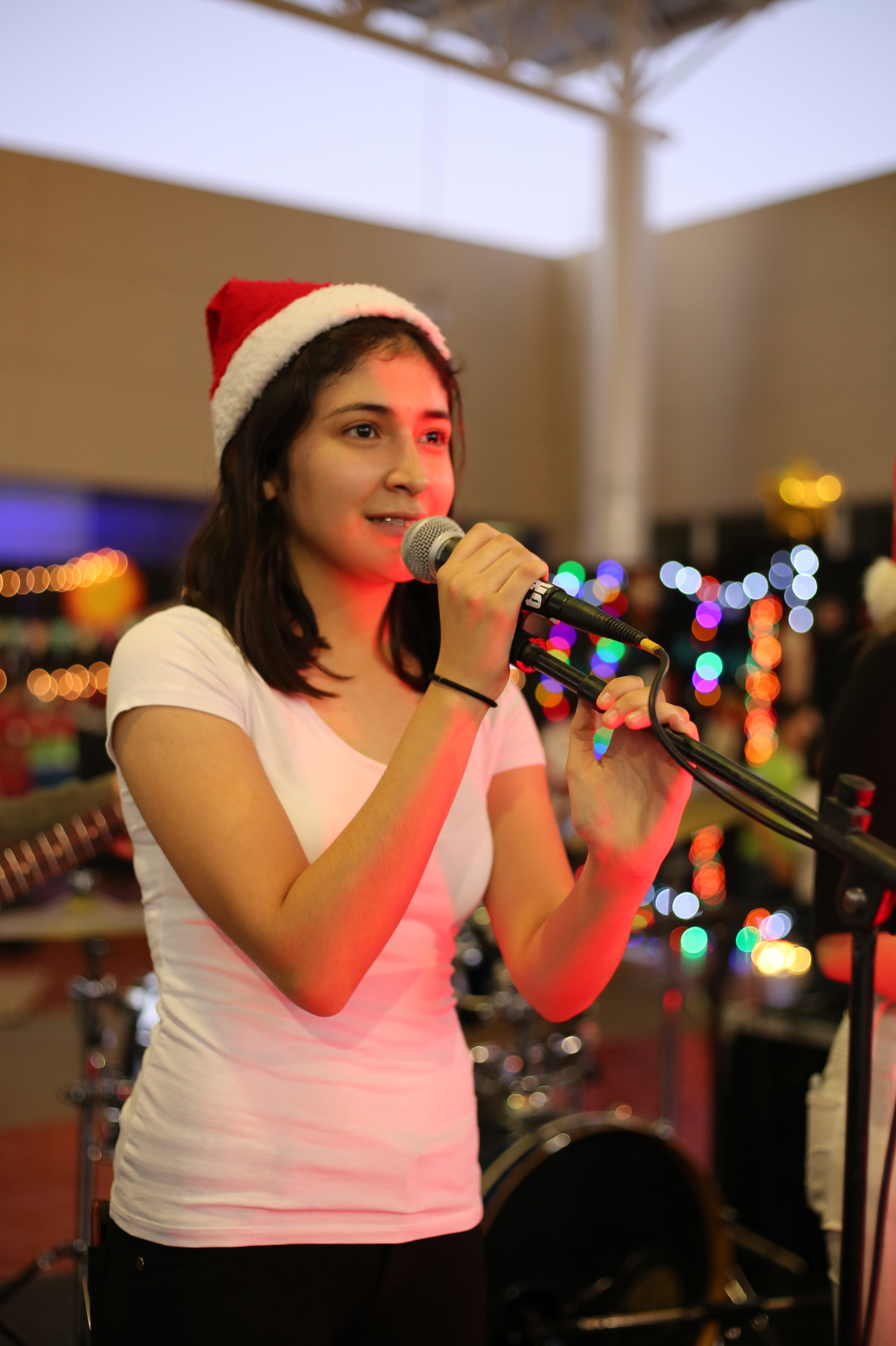 Los grupos representativos prepararon piezas musicales. PrepaTec en "Christmas around the world"