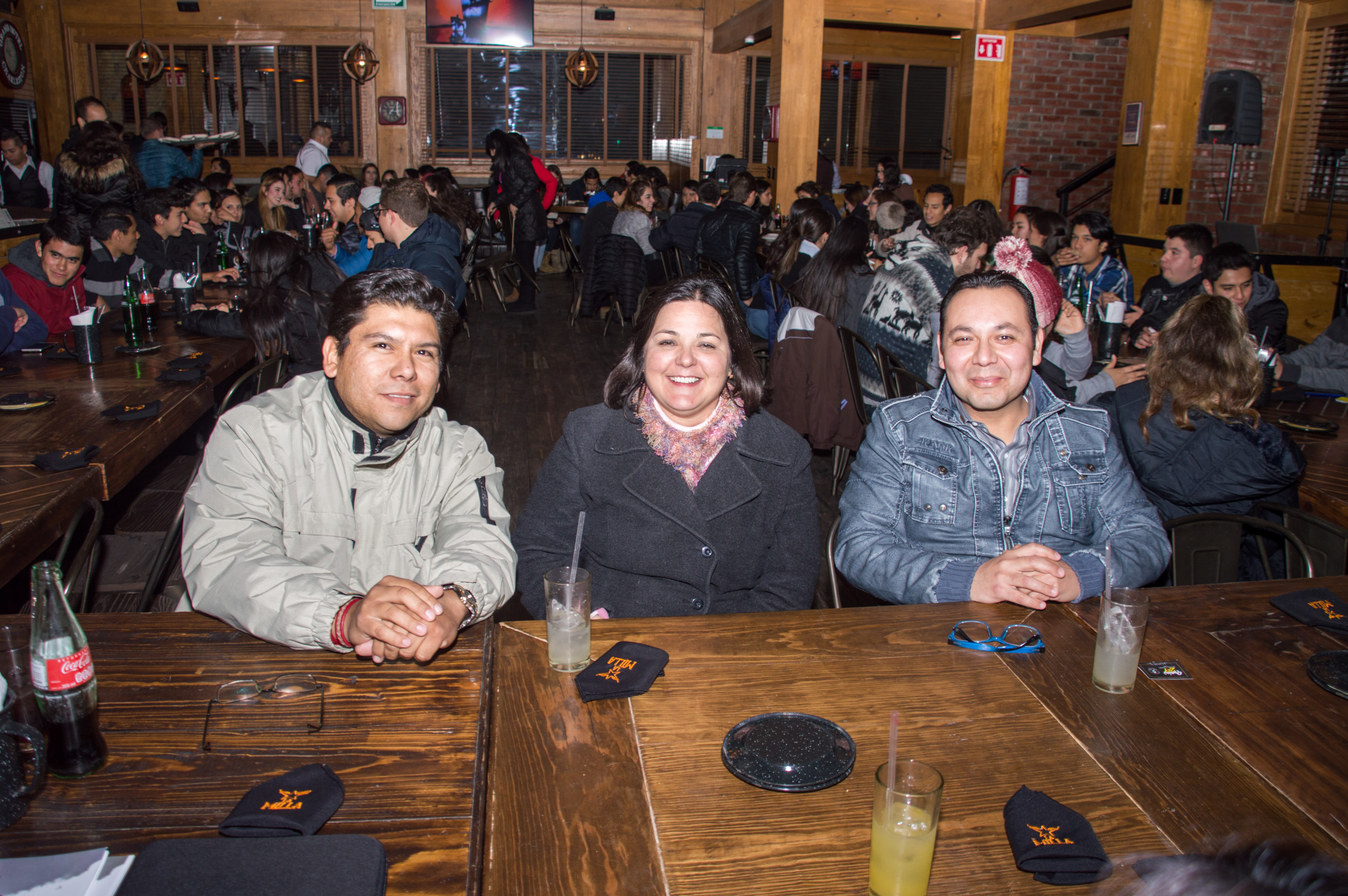 Quienes los acompañaron durante el evento Profesores durante bienvenida de negocios EM18
