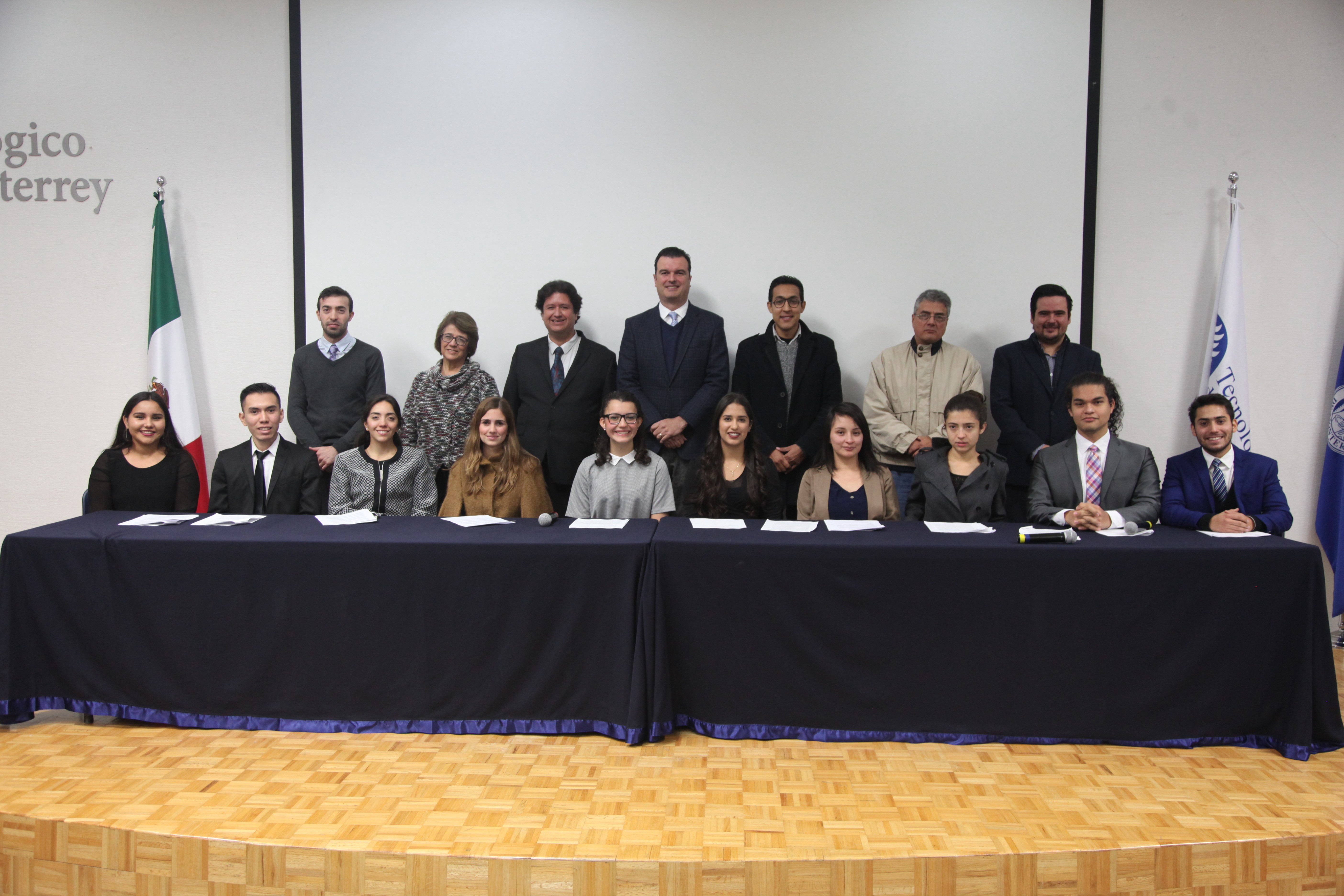 Alumnos del Tec de Monterrey realizaron segundo catálogo de edificios históricos.
