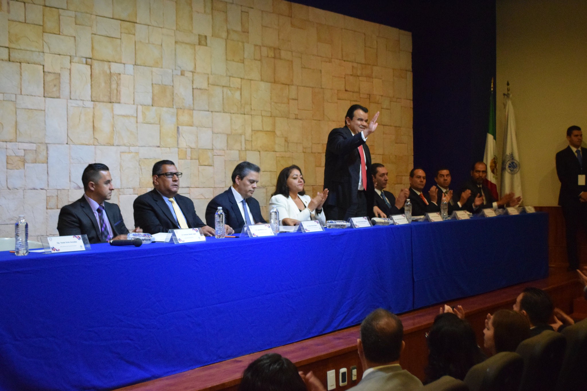 Primera sesión del Comité Coordinador del Sistema Estatal Anticorrupción Primera sesión del Comité Coordinador del Sistema Estatal Anticorrupción