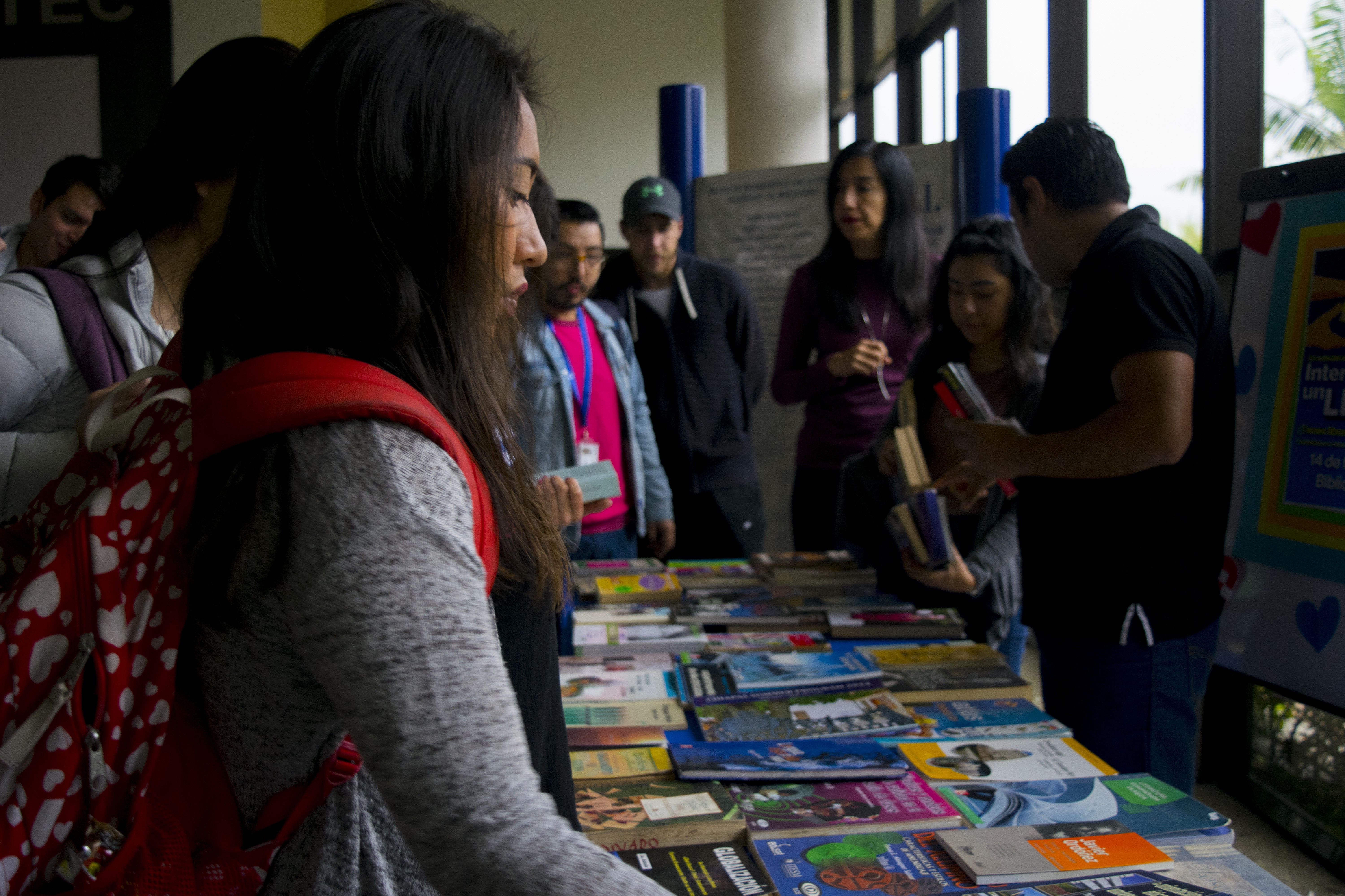 El amor y cariño reflejado en el intercambio de libros. San Valentín en el Tec.