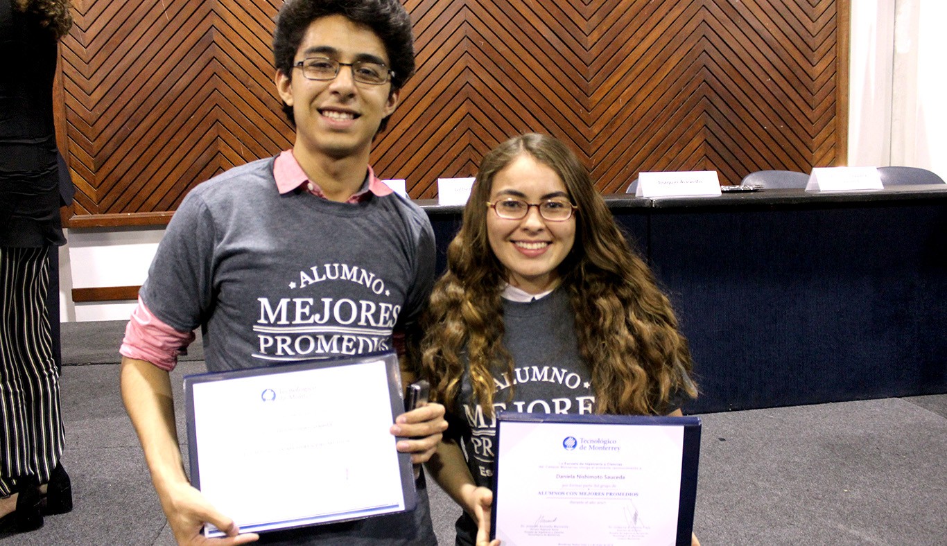 Jesús Héctor López y Daniela Nishimoto Jesús Héctor López y Daniela Nishimoto