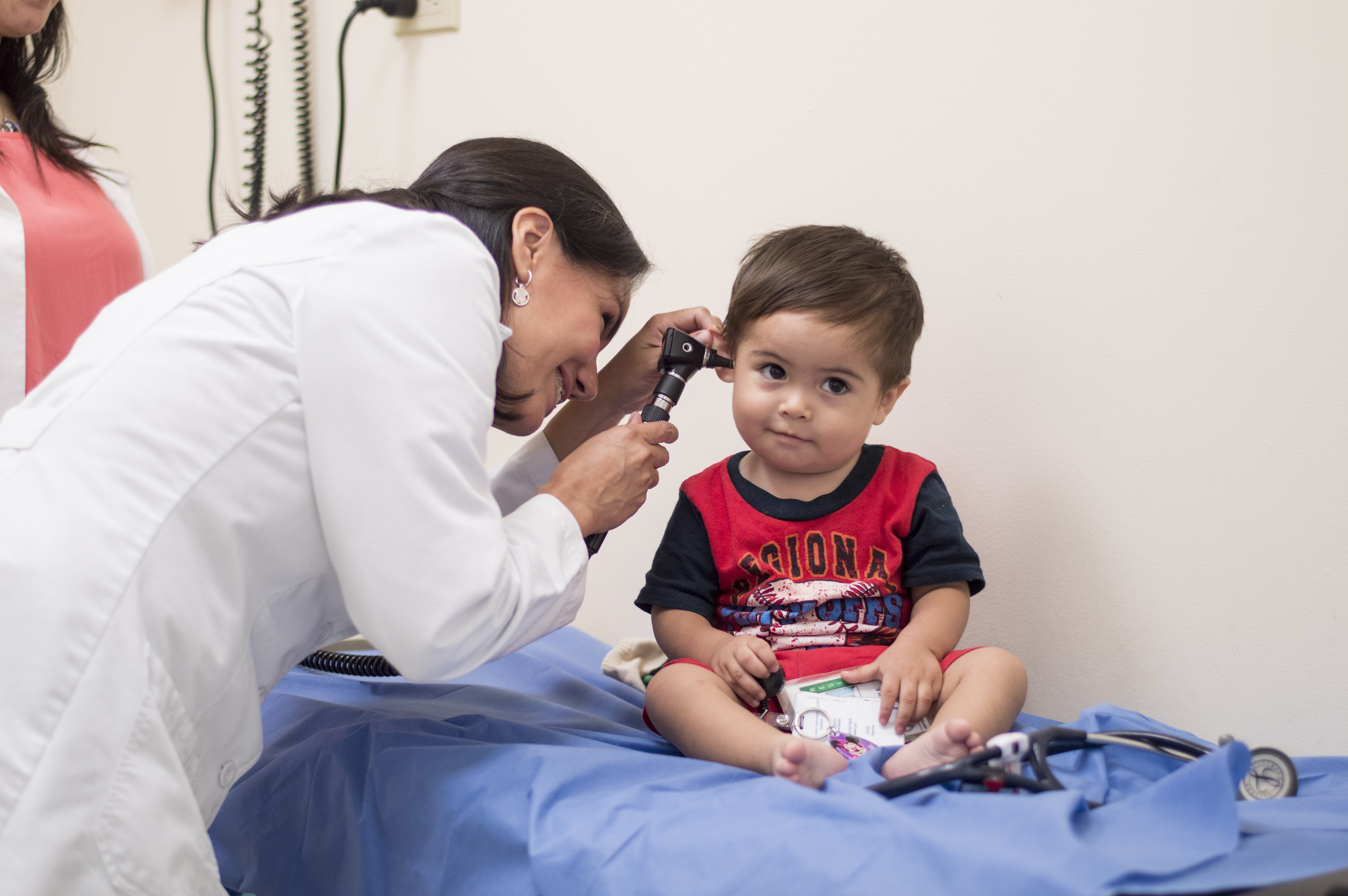 Clínica de Atención Primaria Centro de Salud Integral Clínica de Atención Primaria Centro de Salud Integral