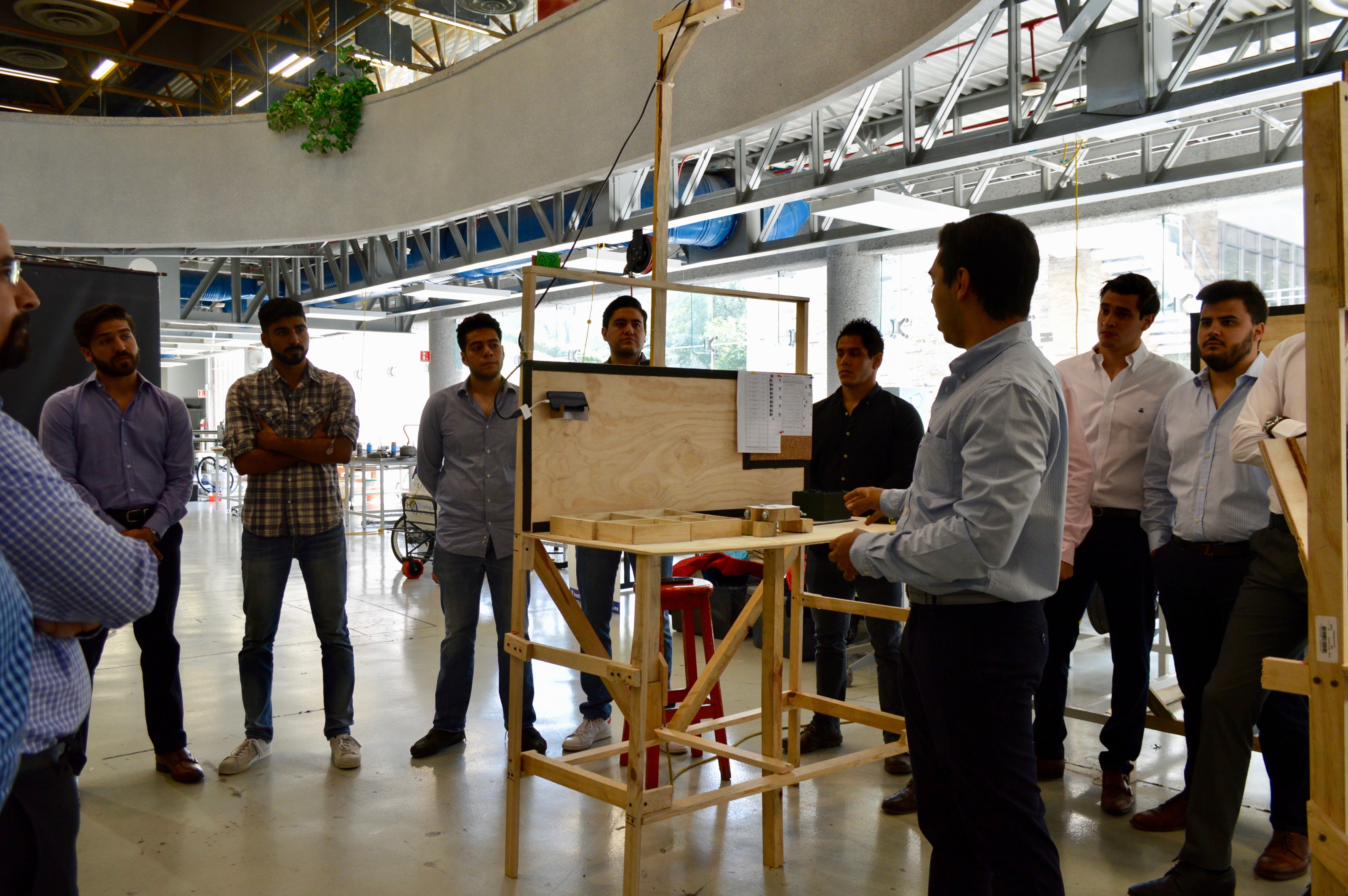 Capstone project con realidad virtual e industria 4.0 Capstone project con realidad virtual e industria 4.0