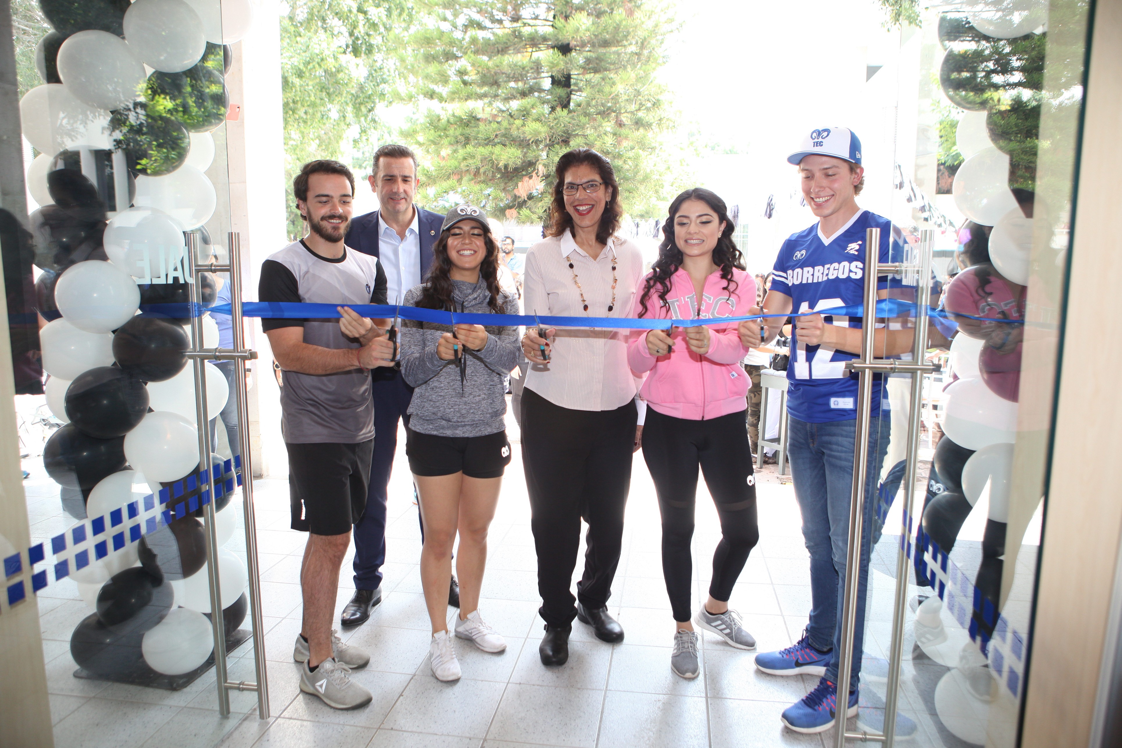 Grand Opening de Tec Store en Querétaro Grand Opening de Tec Store en Querétaro