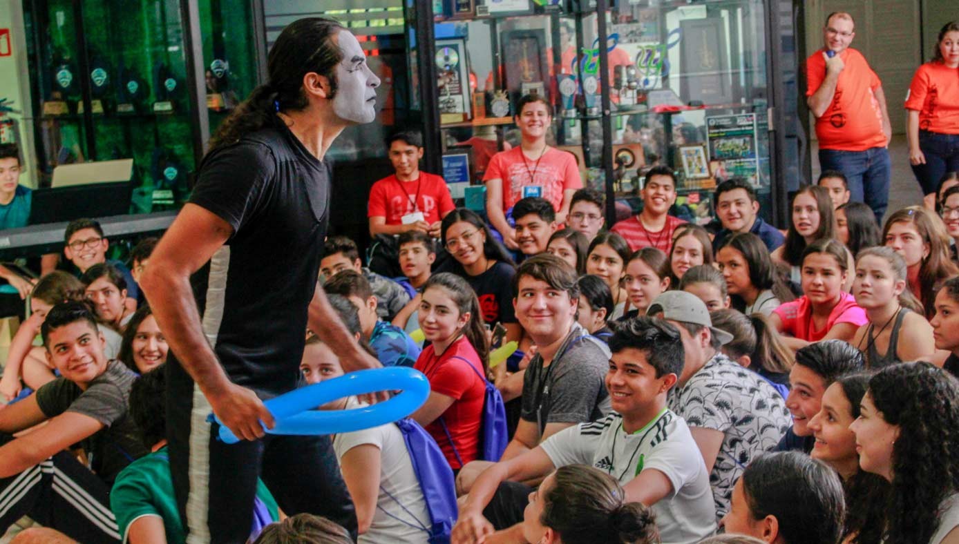En Sinaloa se vivió el Día Uno con humor. Campus Sinaloa Día Uno