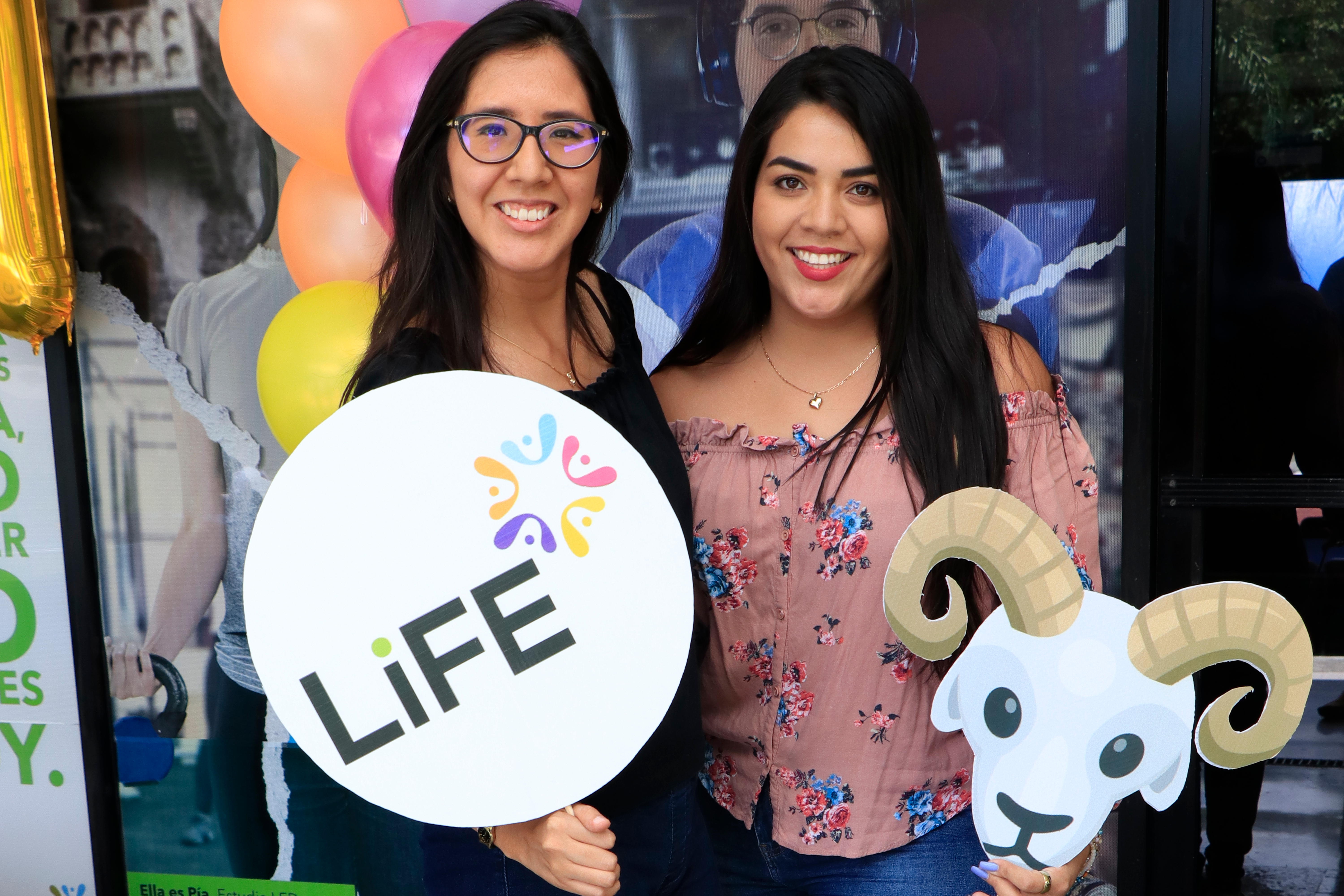 Alumnos, profesores y colaboradores celebraron el 37 aniversario del Tec de Monterrey en Veracruz Celebración del 37 aniversario del Tecnológico de Monterrey en Veracruz