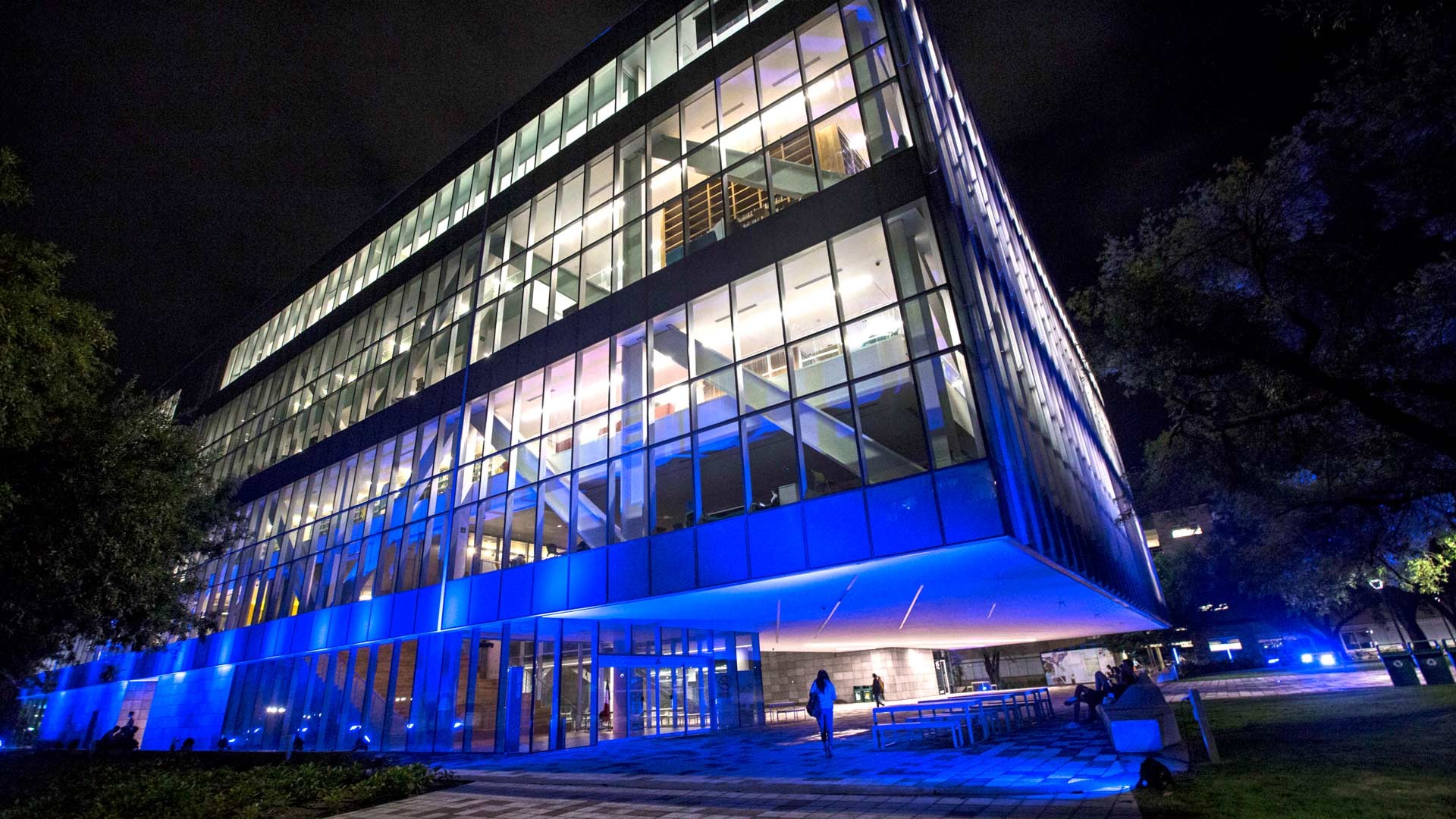 Con esta actividad se dio inicio al festejo por los 75 años del Tec de Monterrey. Con esta actividad se dio inicio al festejo por los 75 años del Tec de Monterrey.