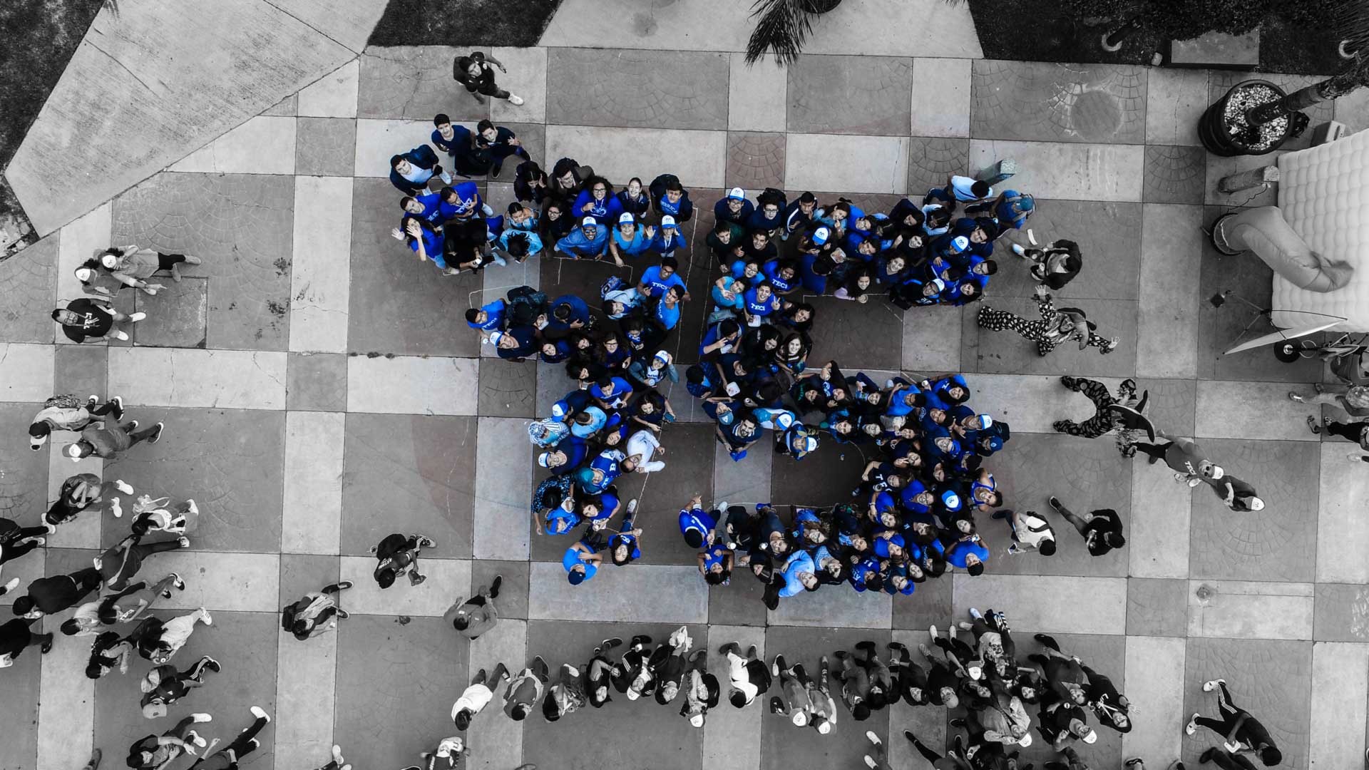En Tec campus León, los alumnos vibraron con el festejo. En Tec campus León, los alumnos vibraron con el festejo.