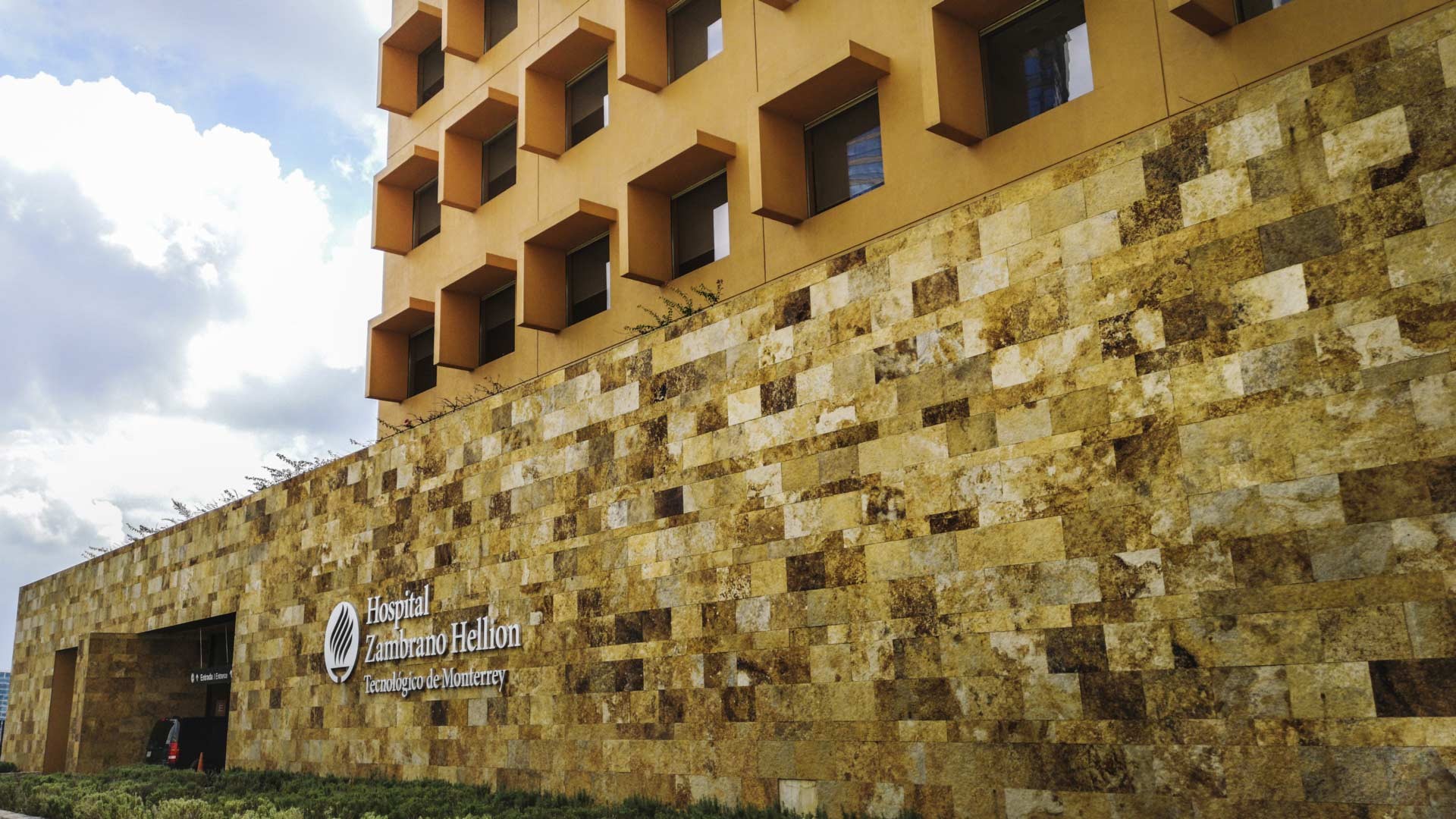 El Zambrano Hellion tiene infraestructura de clase mundial. El Hospital Zambrano Hellion.