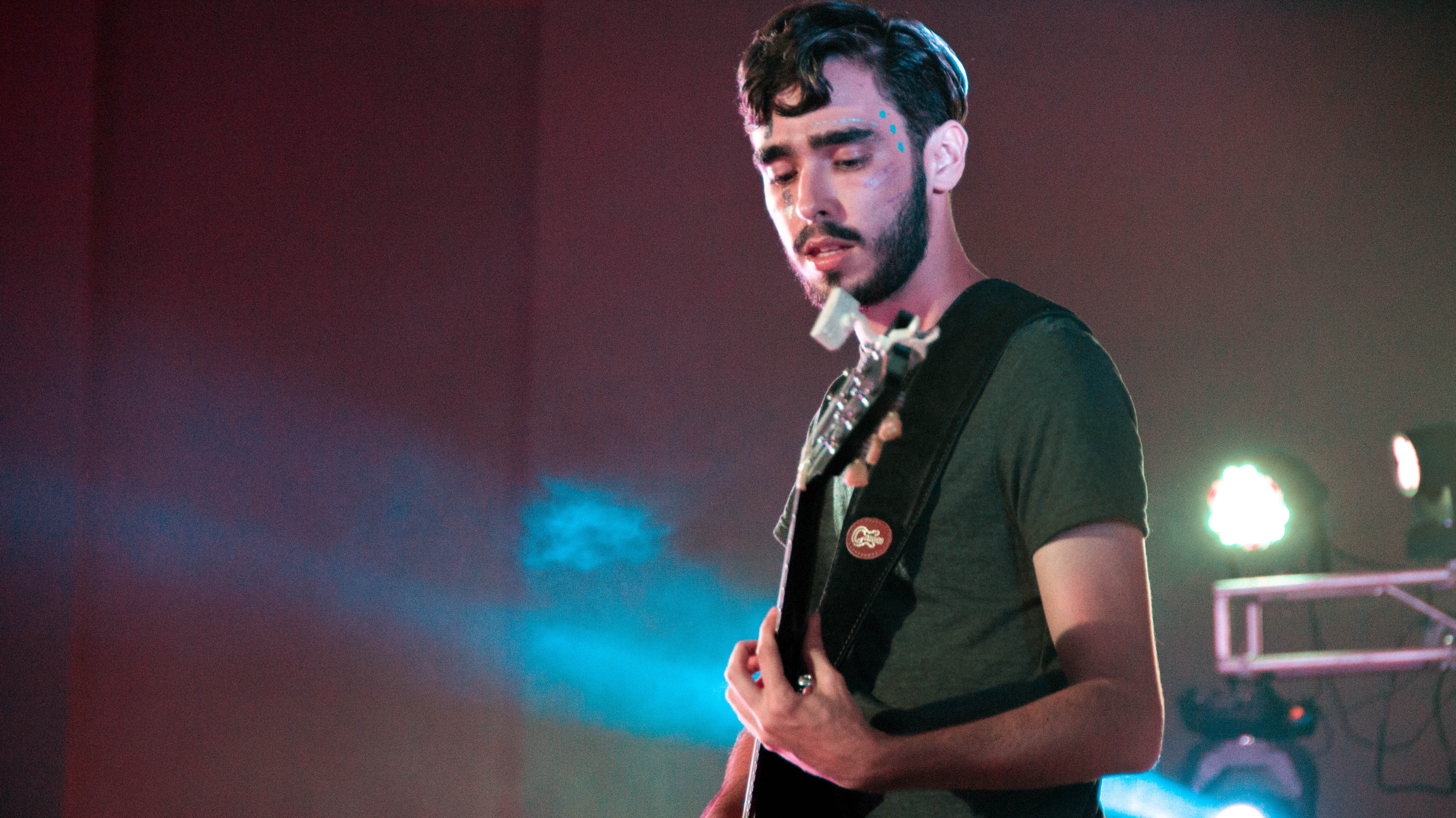 Alumno participando en el festival de la canción 2018 Alumno participando en el festival de la canción 2018