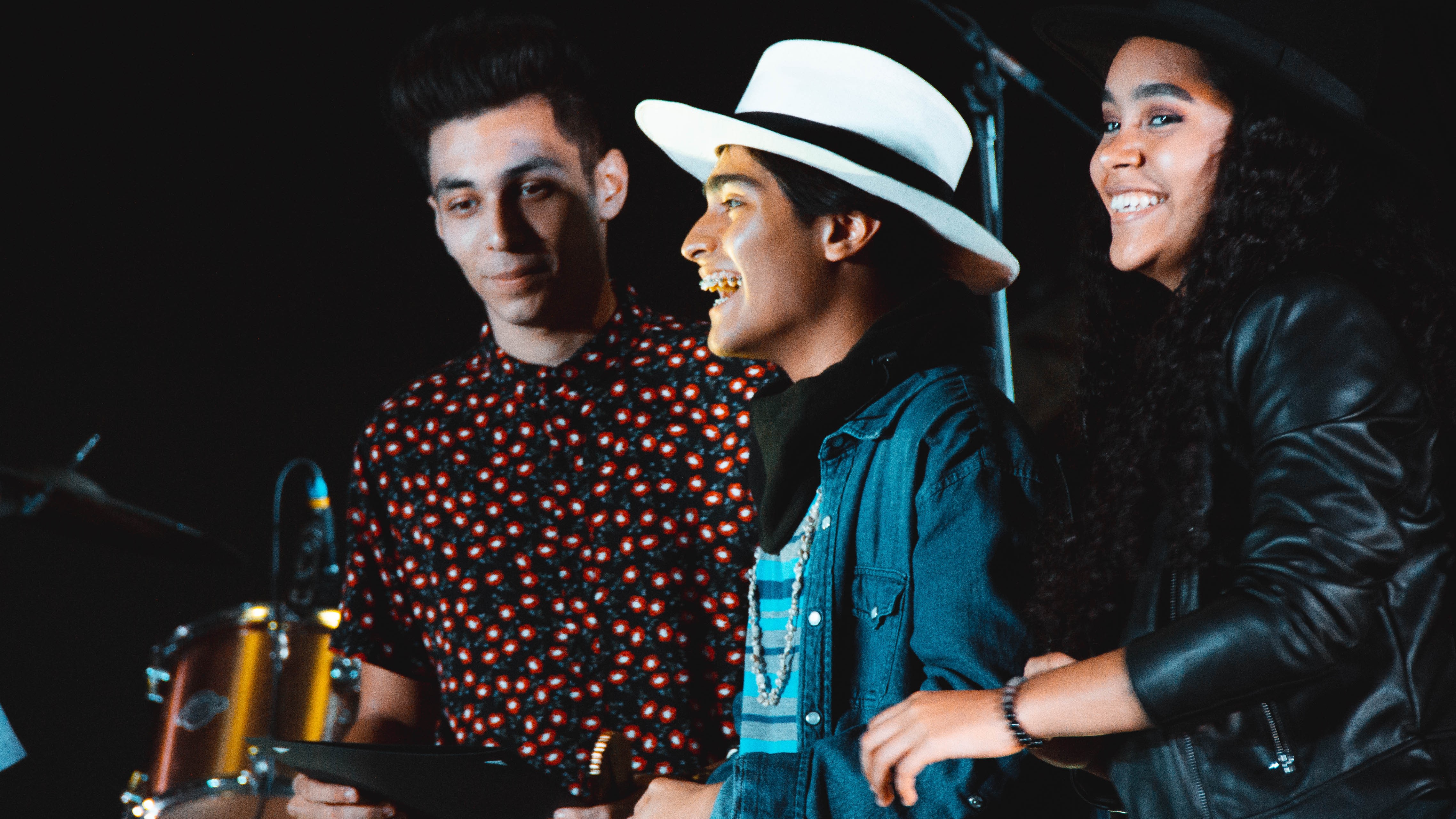 Alumnos obtuvieron el primer lugar con la canción "Regreso a Tellus" Alumnos ganadores del festival de la canción 2018