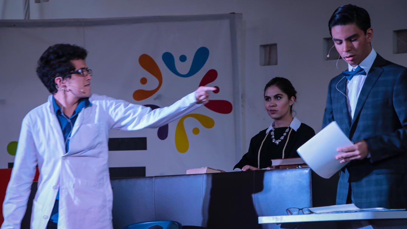"SED" el ganador de la categoría de Teatro en 15. Canto, danza, música en el festival de arte del tec de monterrey en Zacatecas