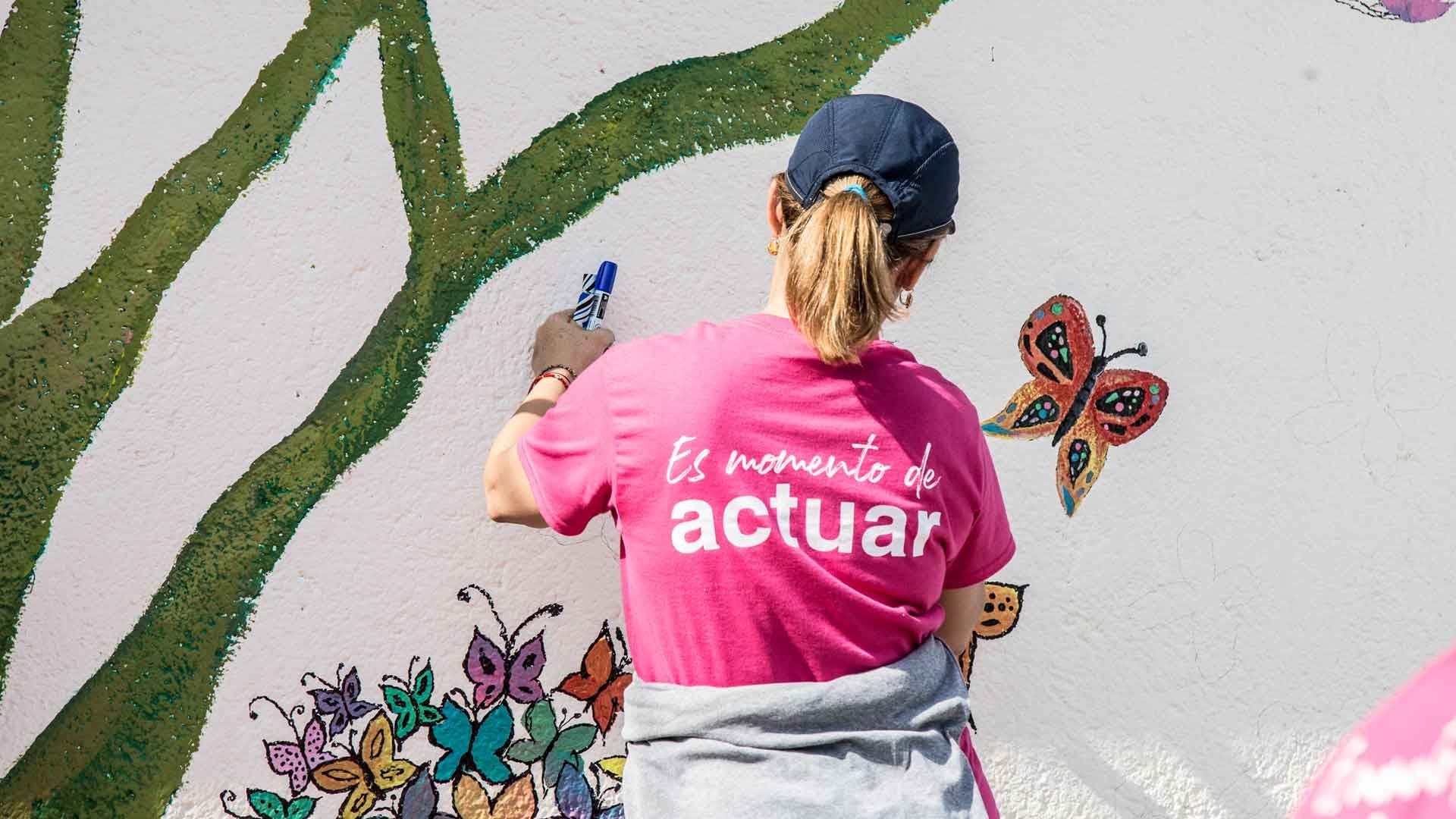 "Es hora de actuar" es la frase en la playera que vistieron los voluntarios. Día del Voluntariado