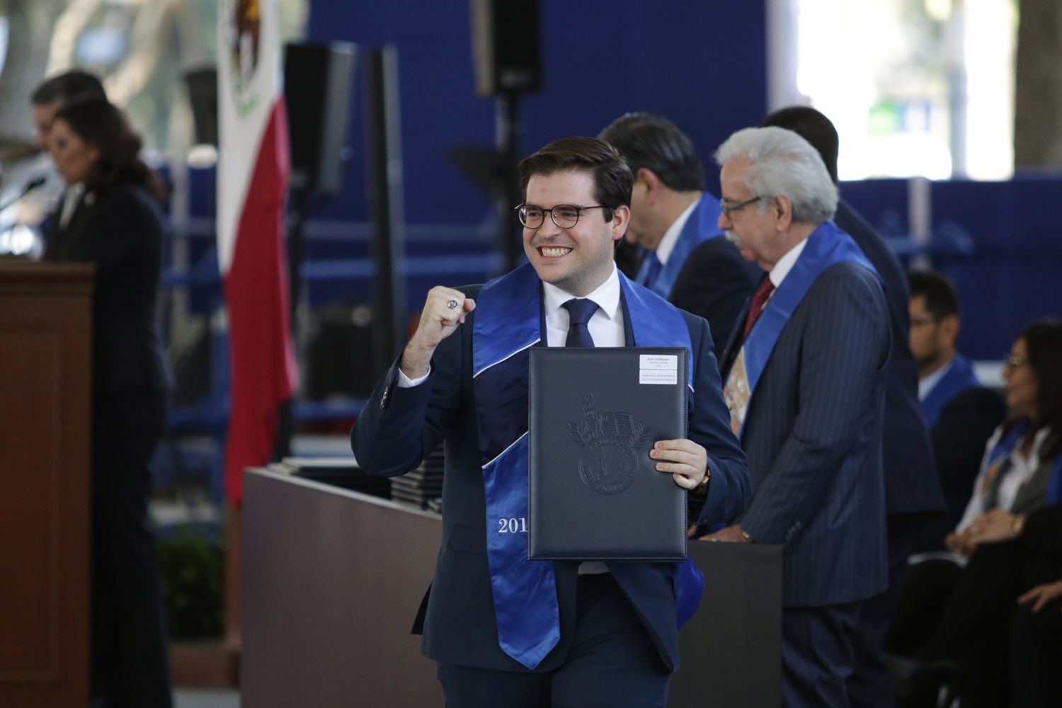 Graduación Profesional Diciembre 2019 Graduación Profesional Diciembre 2019